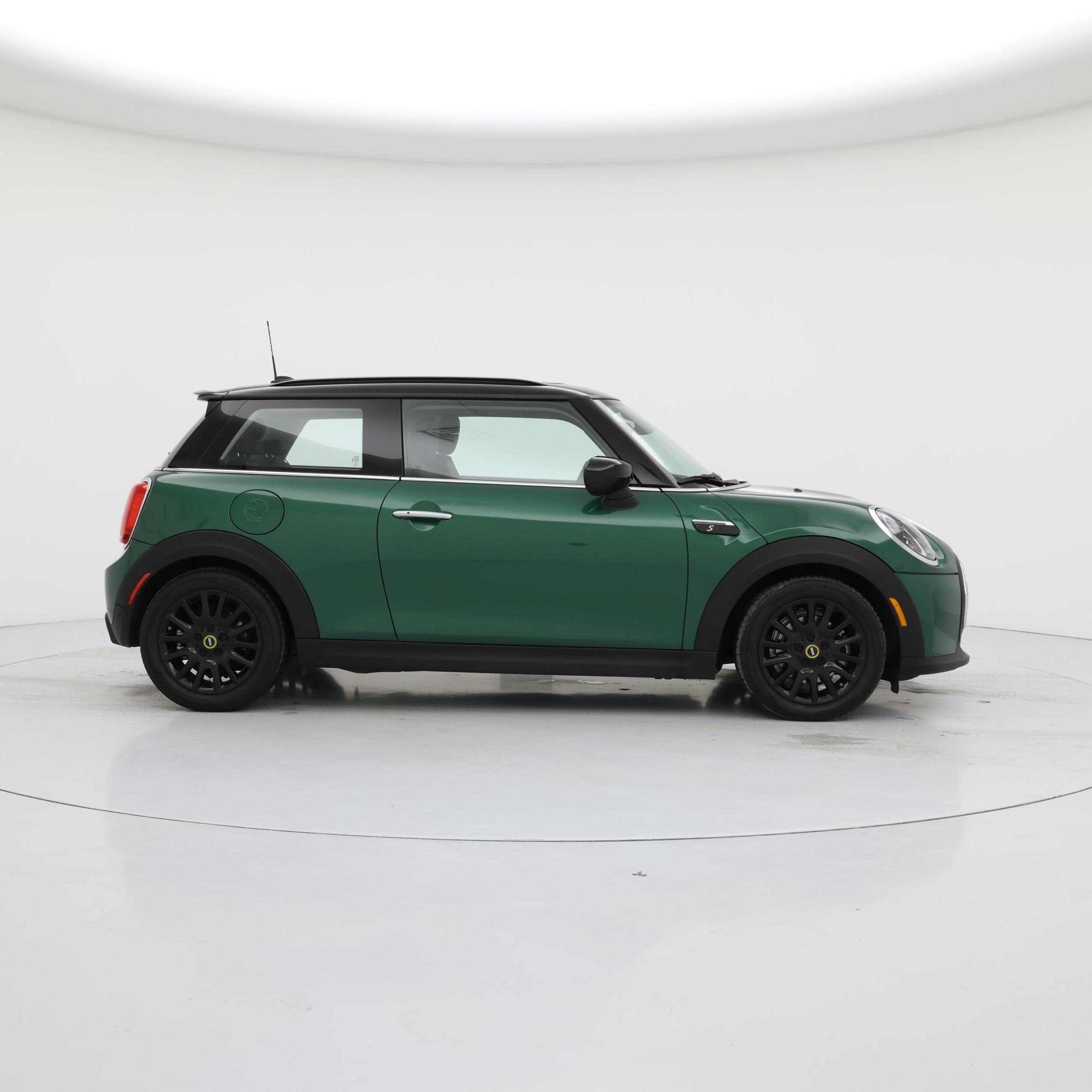 Thumbnail: 2023 MINI Cooper Hardtop - 7