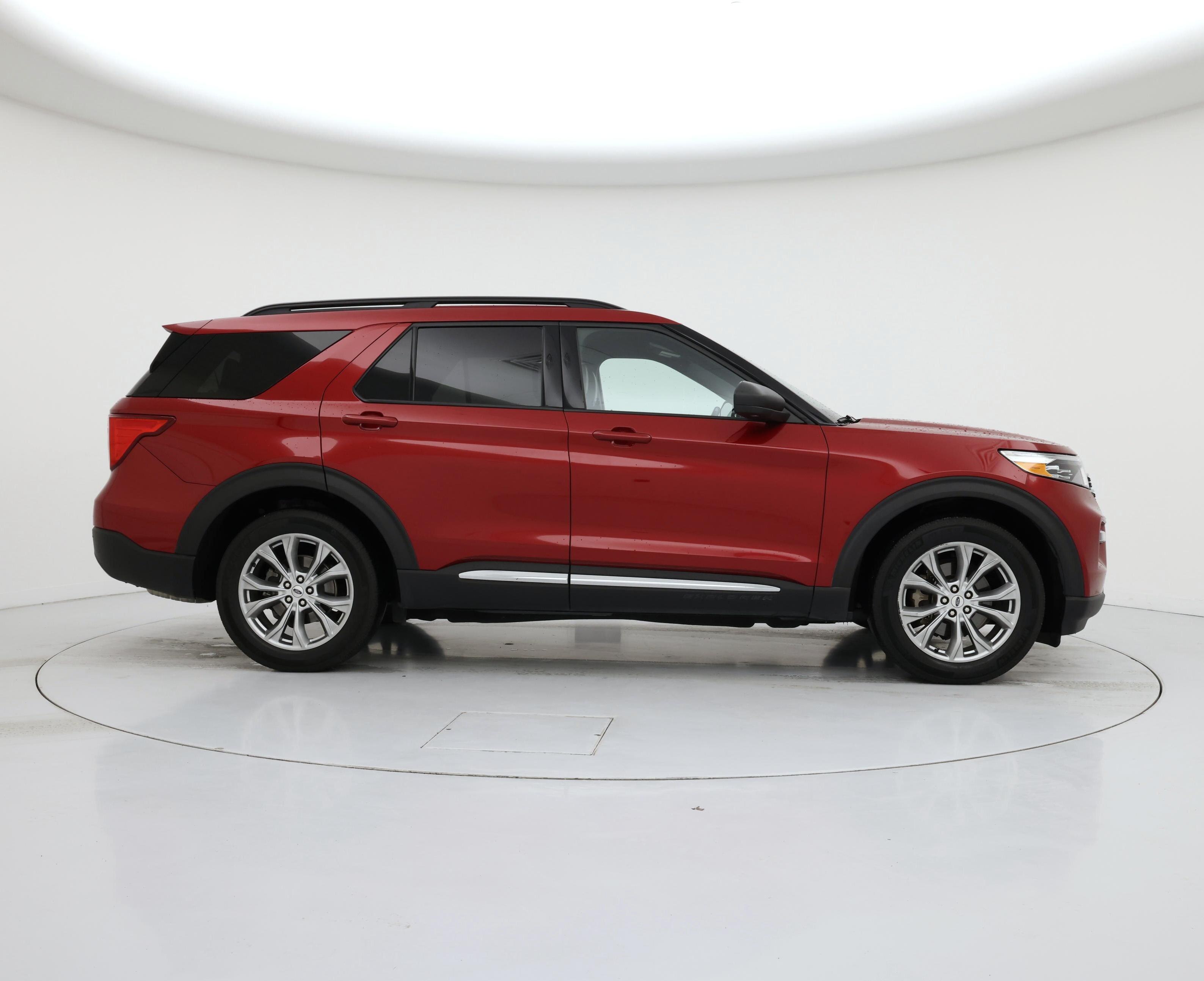 Thumbnail: 2020 Ford Explorer - 7