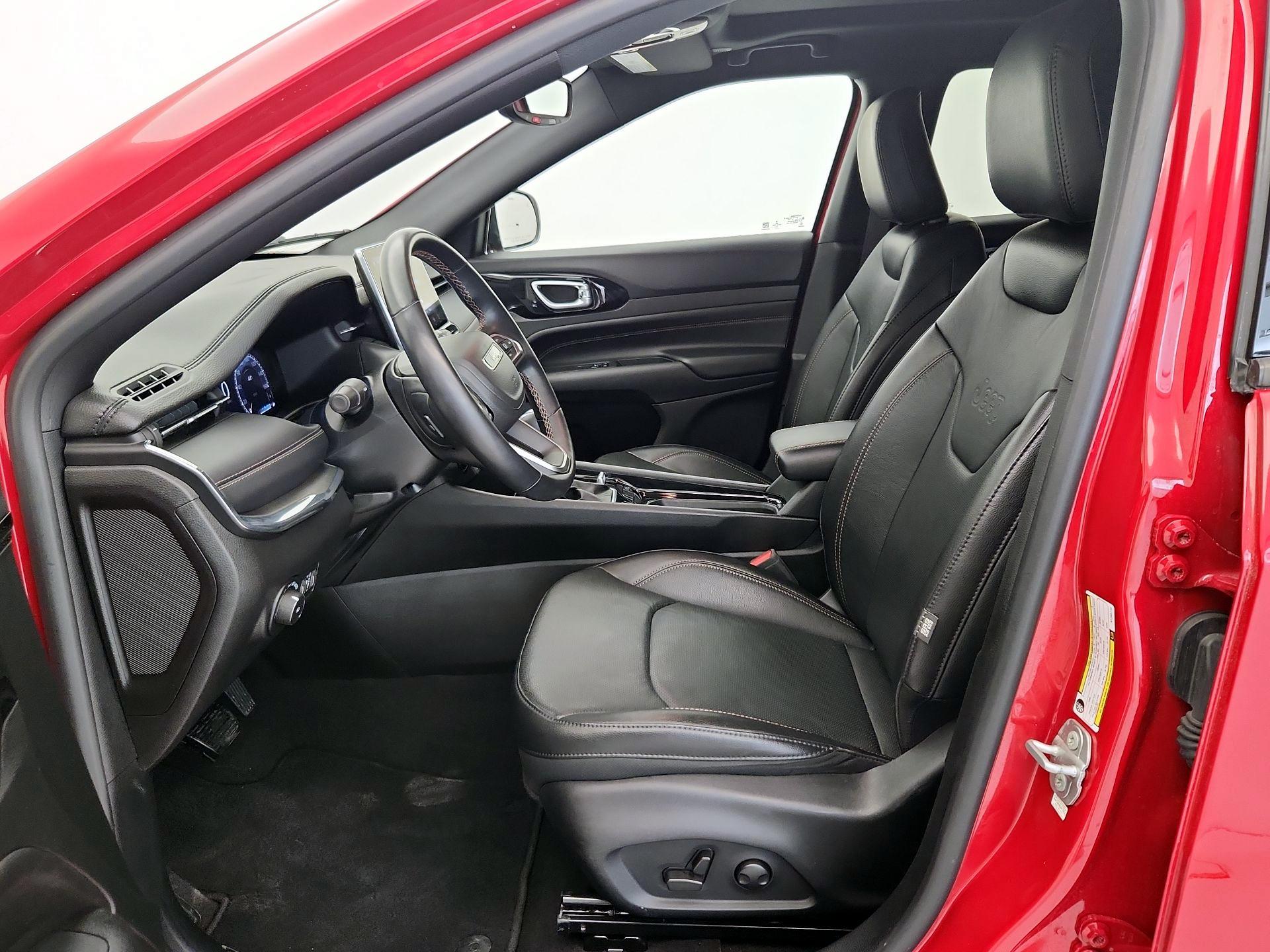 Thumbnail: 2022 Jeep Compass - 11