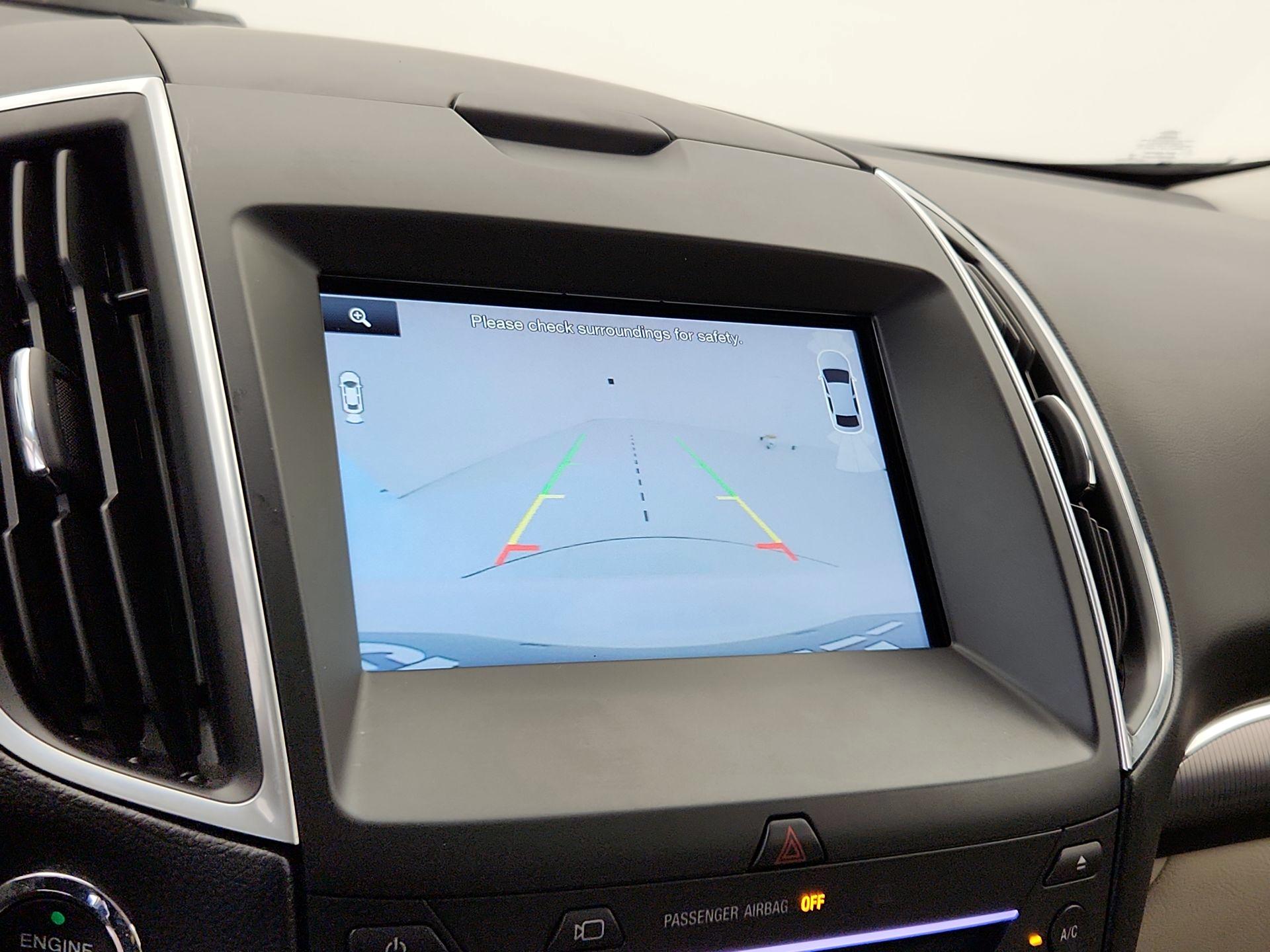 Thumbnail: 2015 Ford Edge - 15