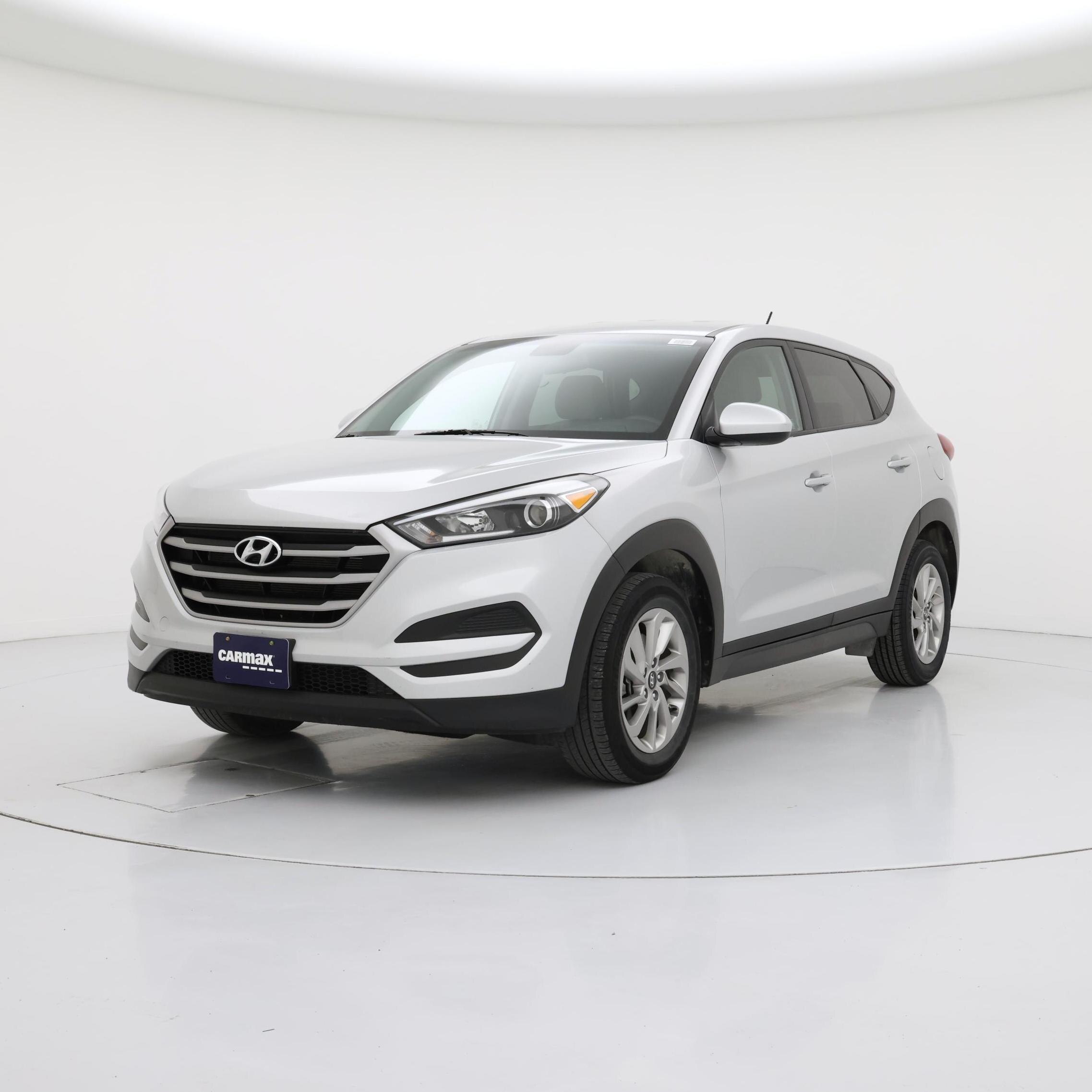 Thumbnail: 2017 Hyundai Tucson - 4