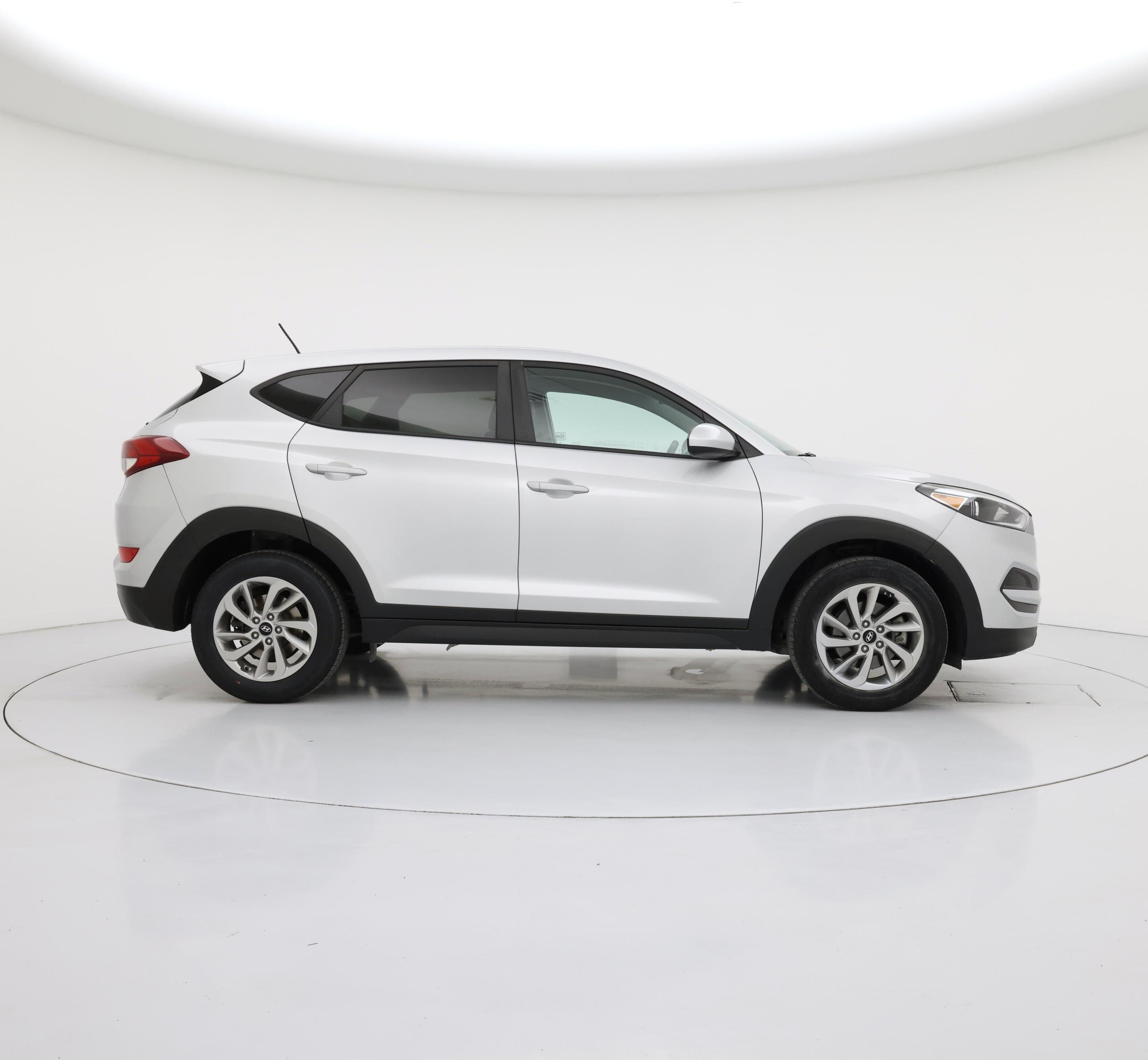 Thumbnail: 2017 Hyundai Tucson - 7