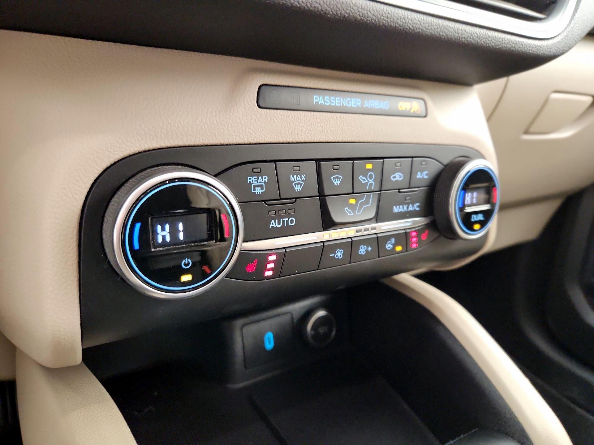 Thumbnail: 2020 Ford Escape - 17