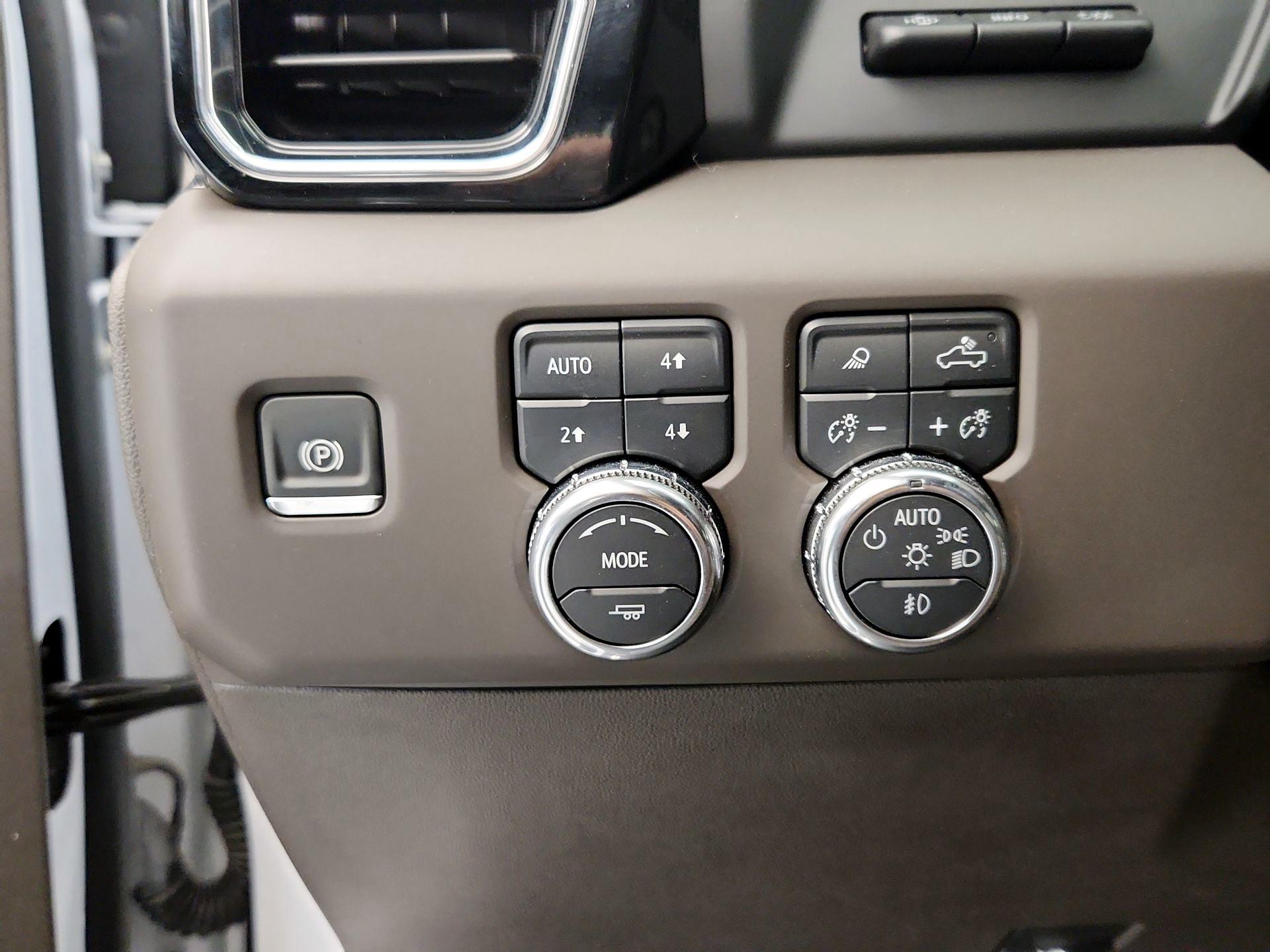 Thumbnail: 2024 GMC Sierra 1500 - 13