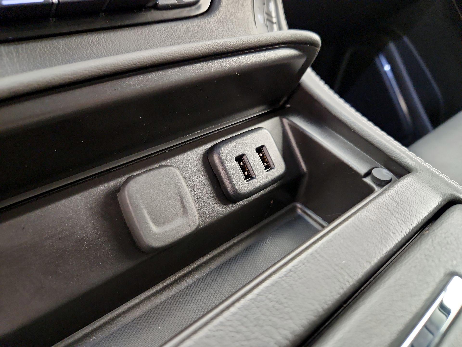 Thumbnail: 2020 GMC Yukon - 19