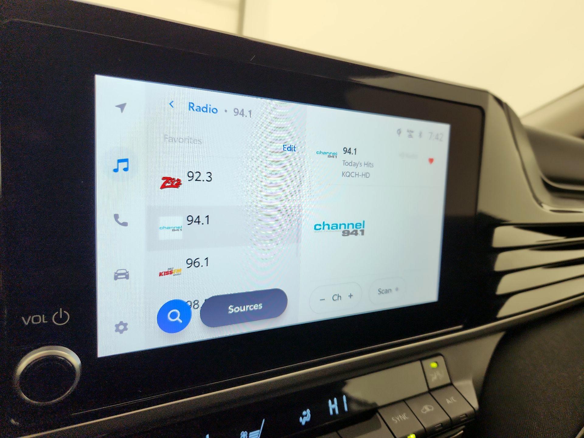 Thumbnail: 2025 Toyota Camry - 15