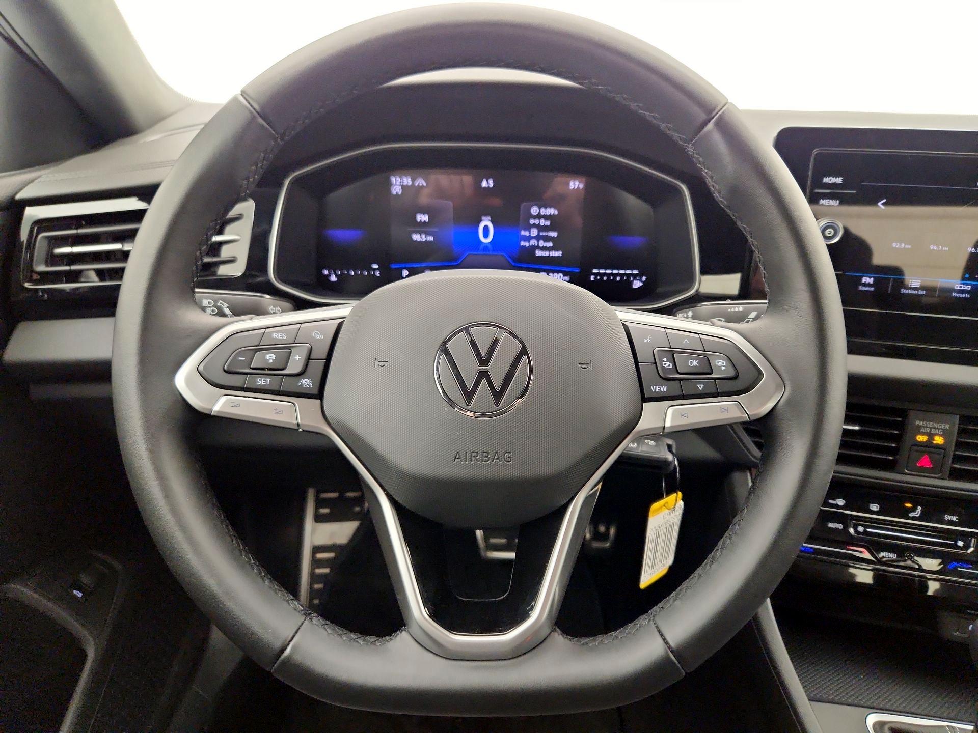 Thumbnail: 2025 Volkswagen Jetta - 10