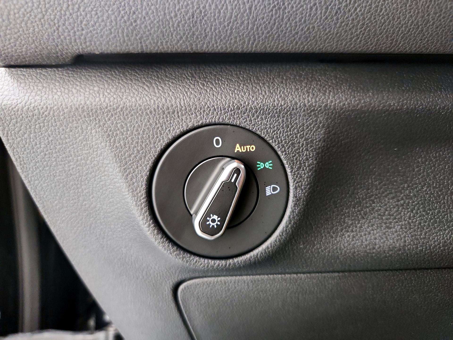 Thumbnail: 2025 Volkswagen Jetta - 13