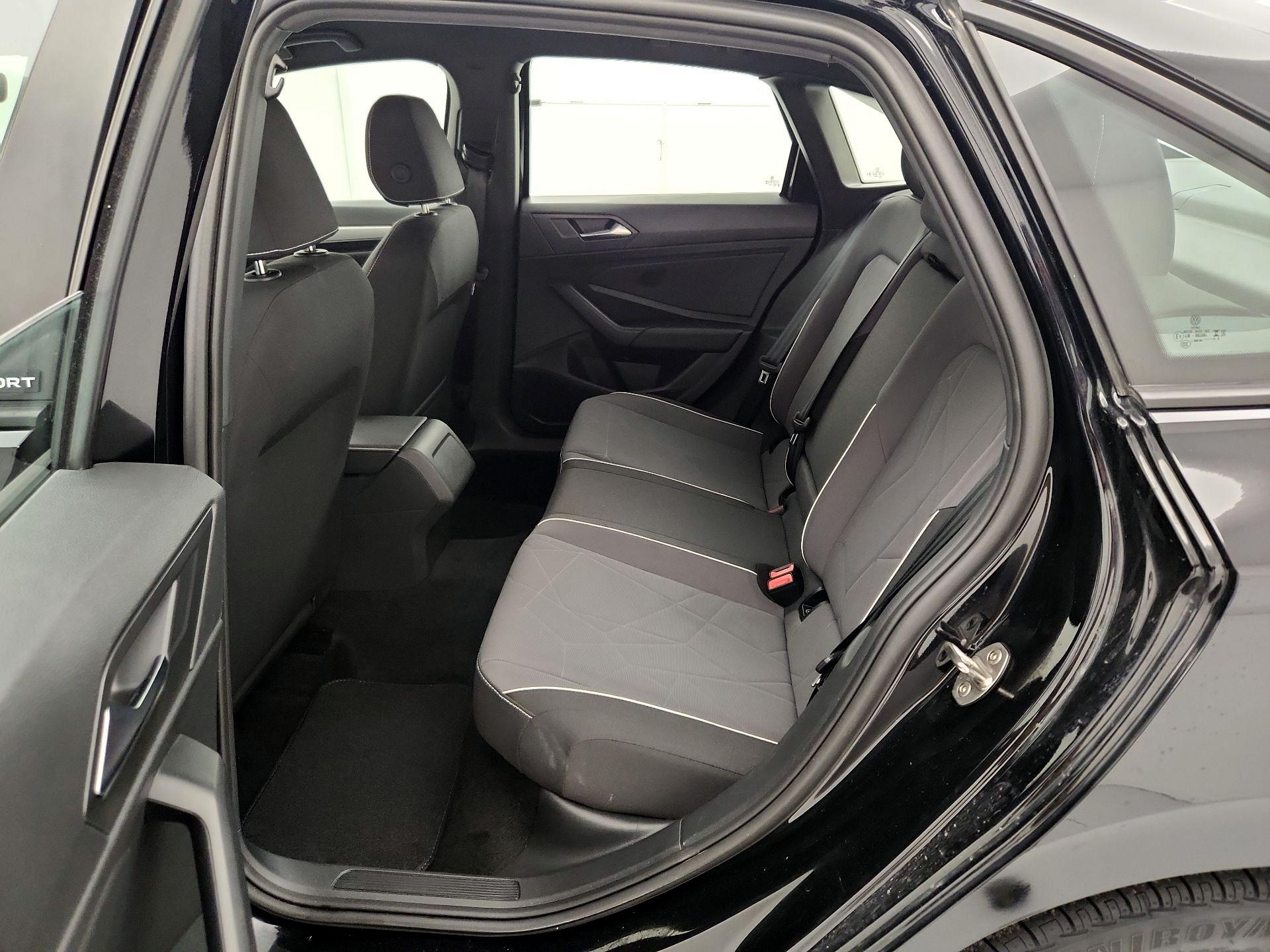 Thumbnail: 2025 Volkswagen Jetta - 19