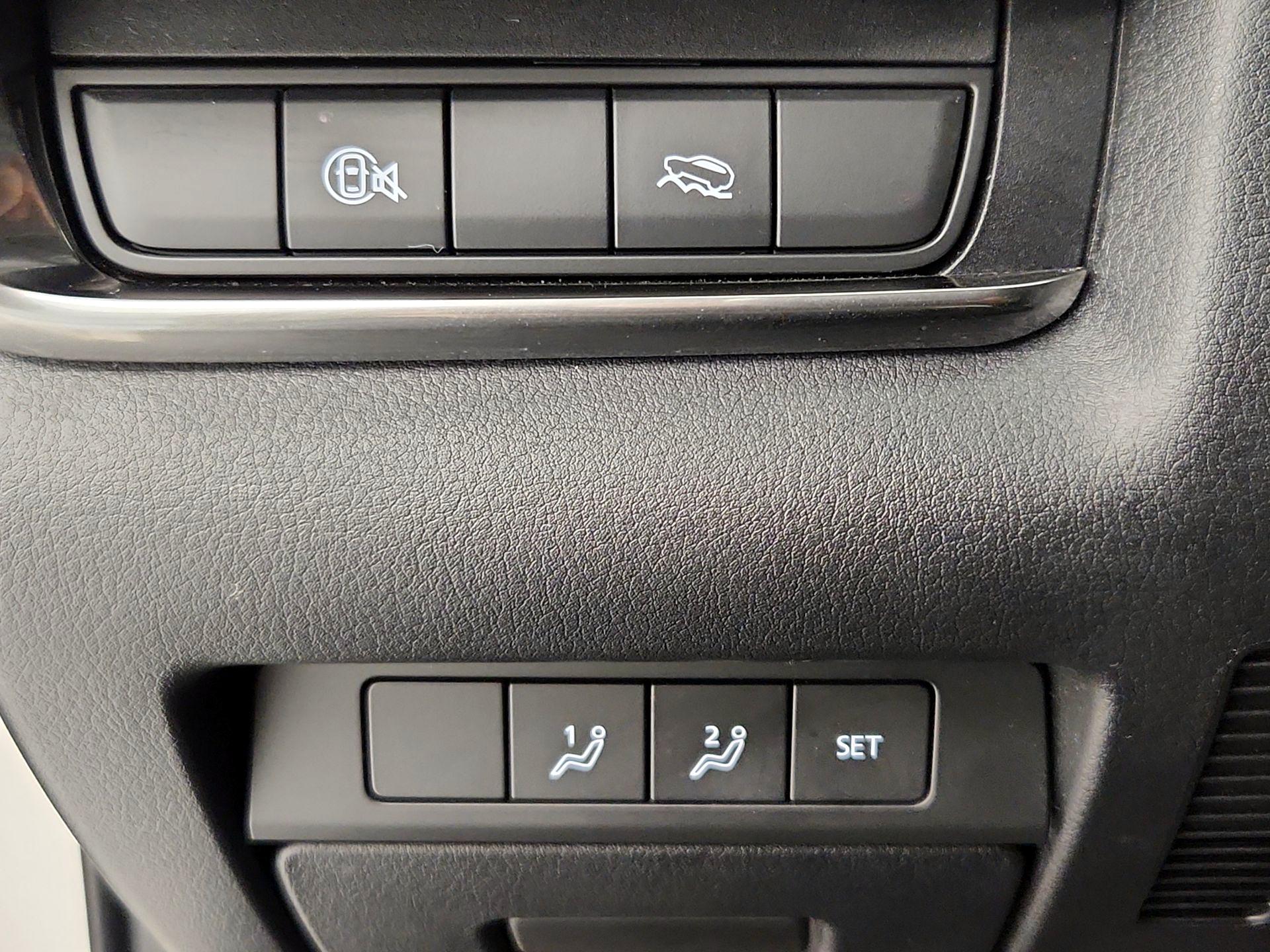 Thumbnail: 2025 Mazda CX-30 - 13