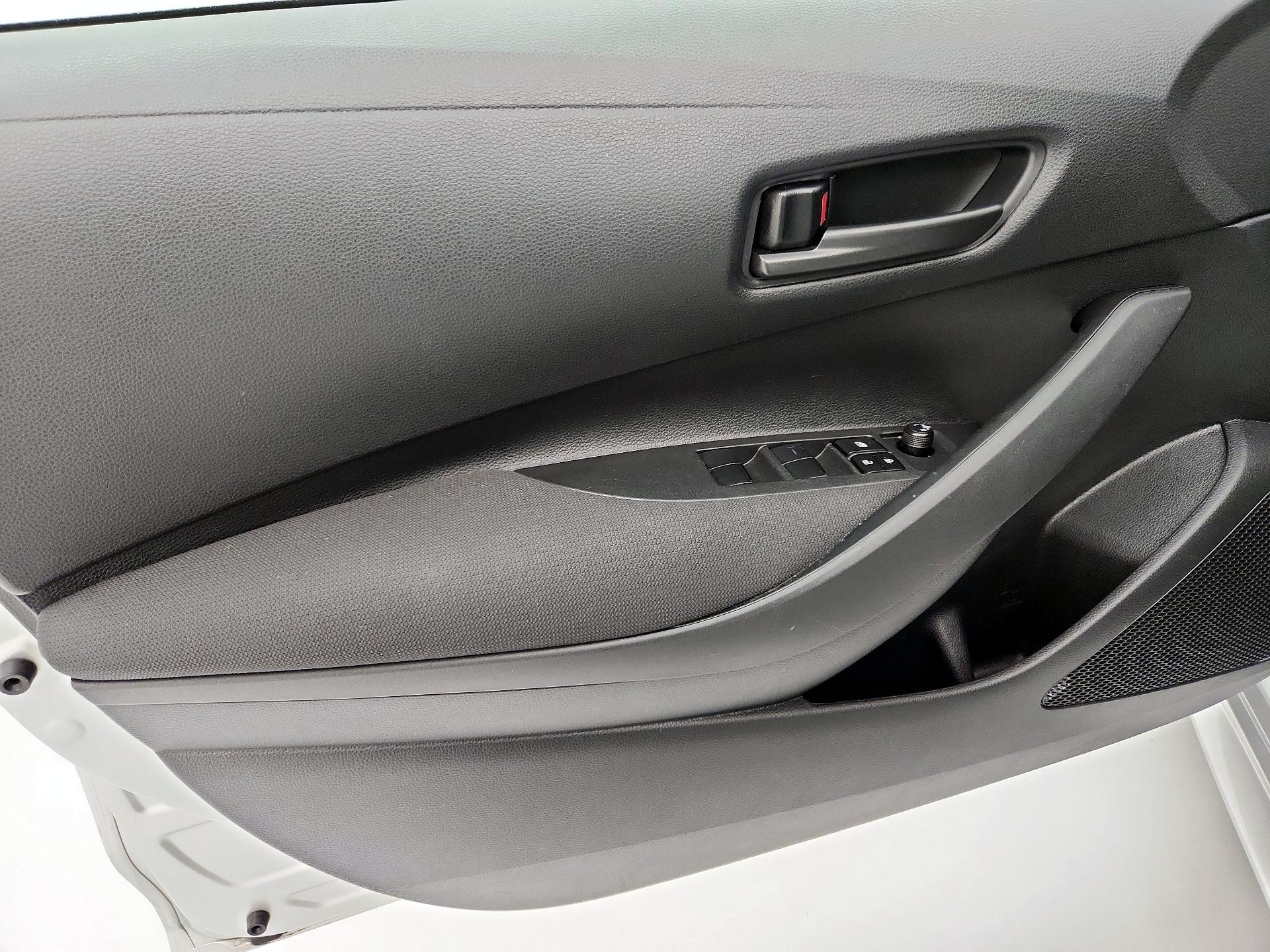 Thumbnail: 2025 Toyota Corolla - 12