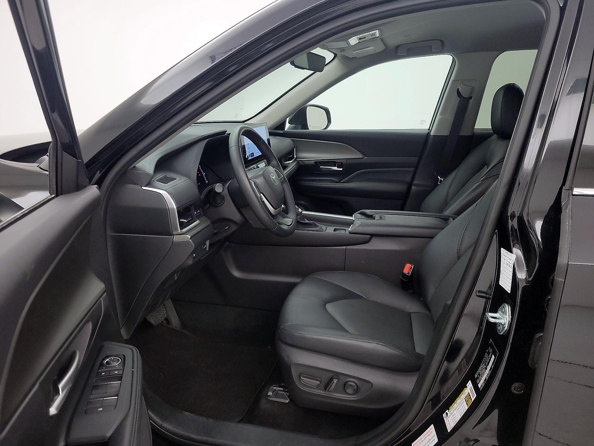 Thumbnail: 2025 Toyota Grand Highlander - 11