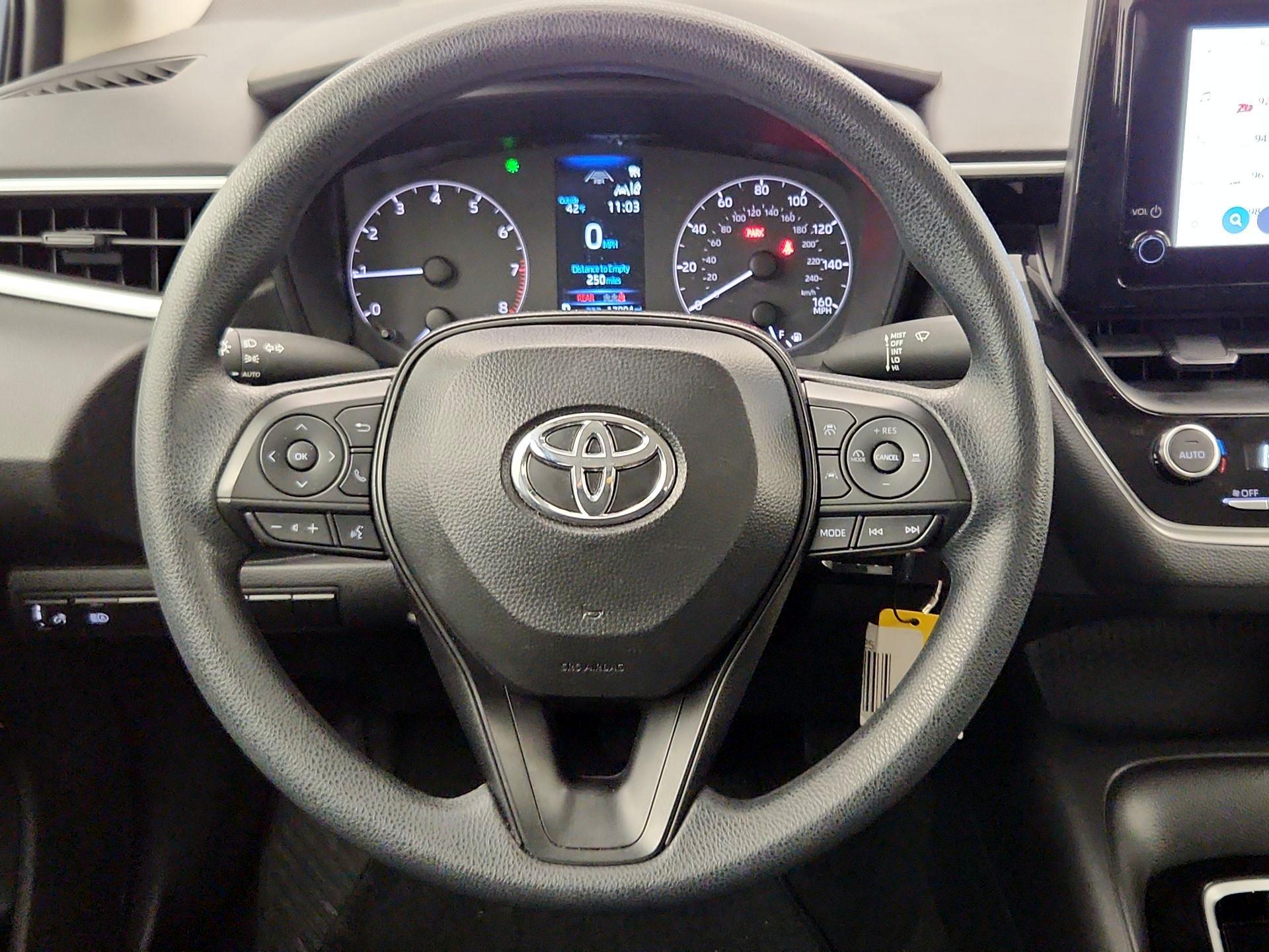 Thumbnail: 2025 Toyota Corolla - 10