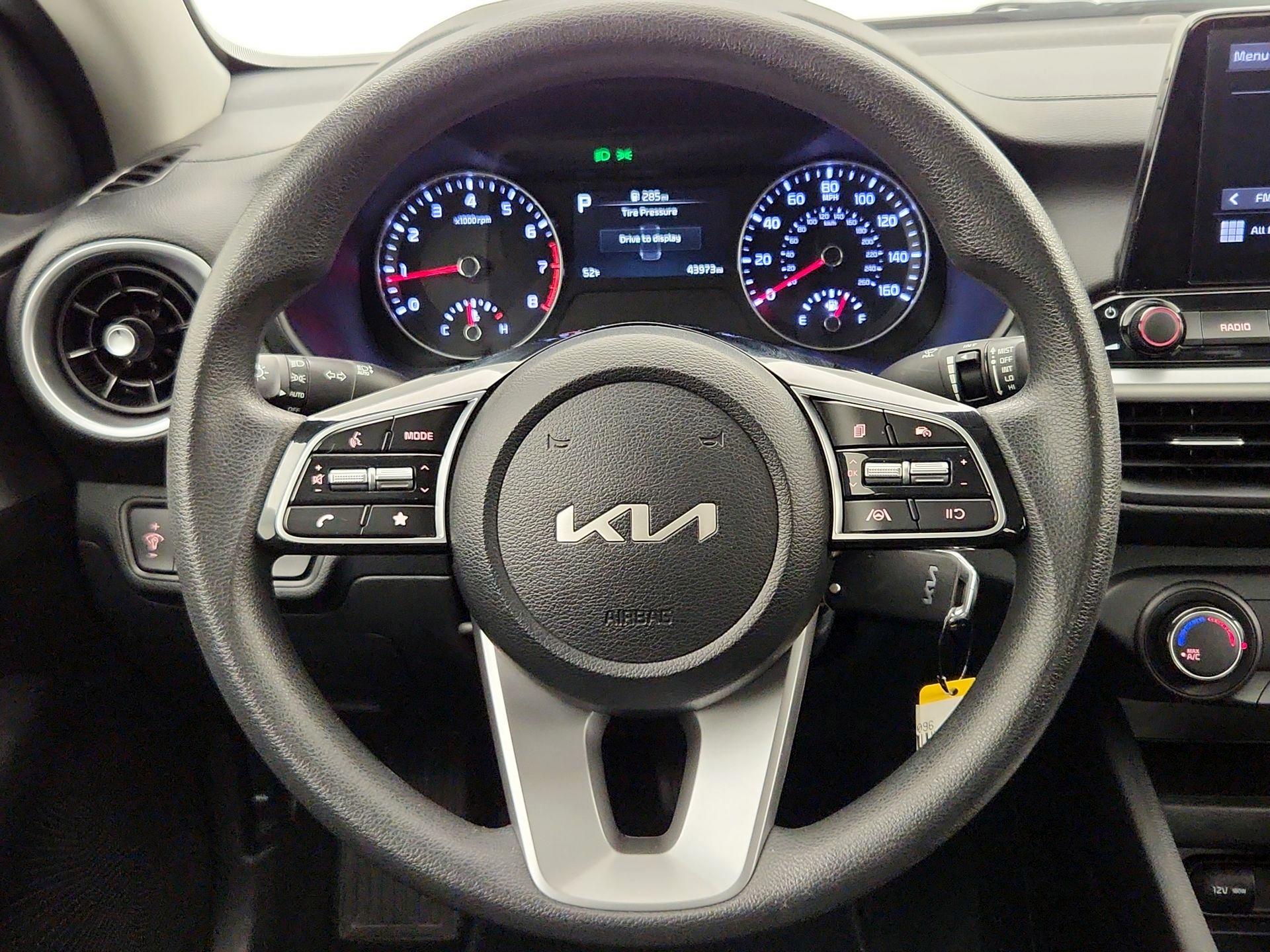 Thumbnail: 2024 Kia Forte - 10