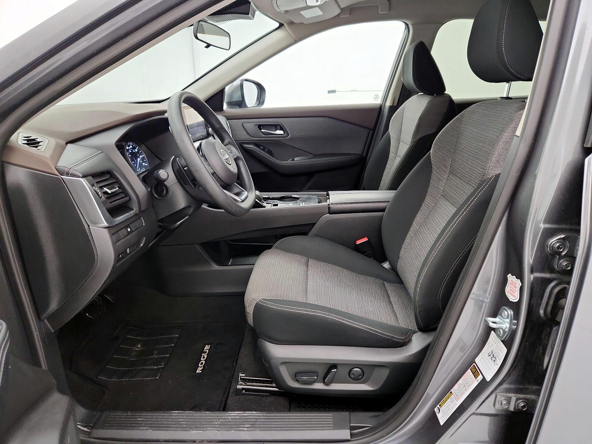 Thumbnail: 2023 Nissan Rogue - 11