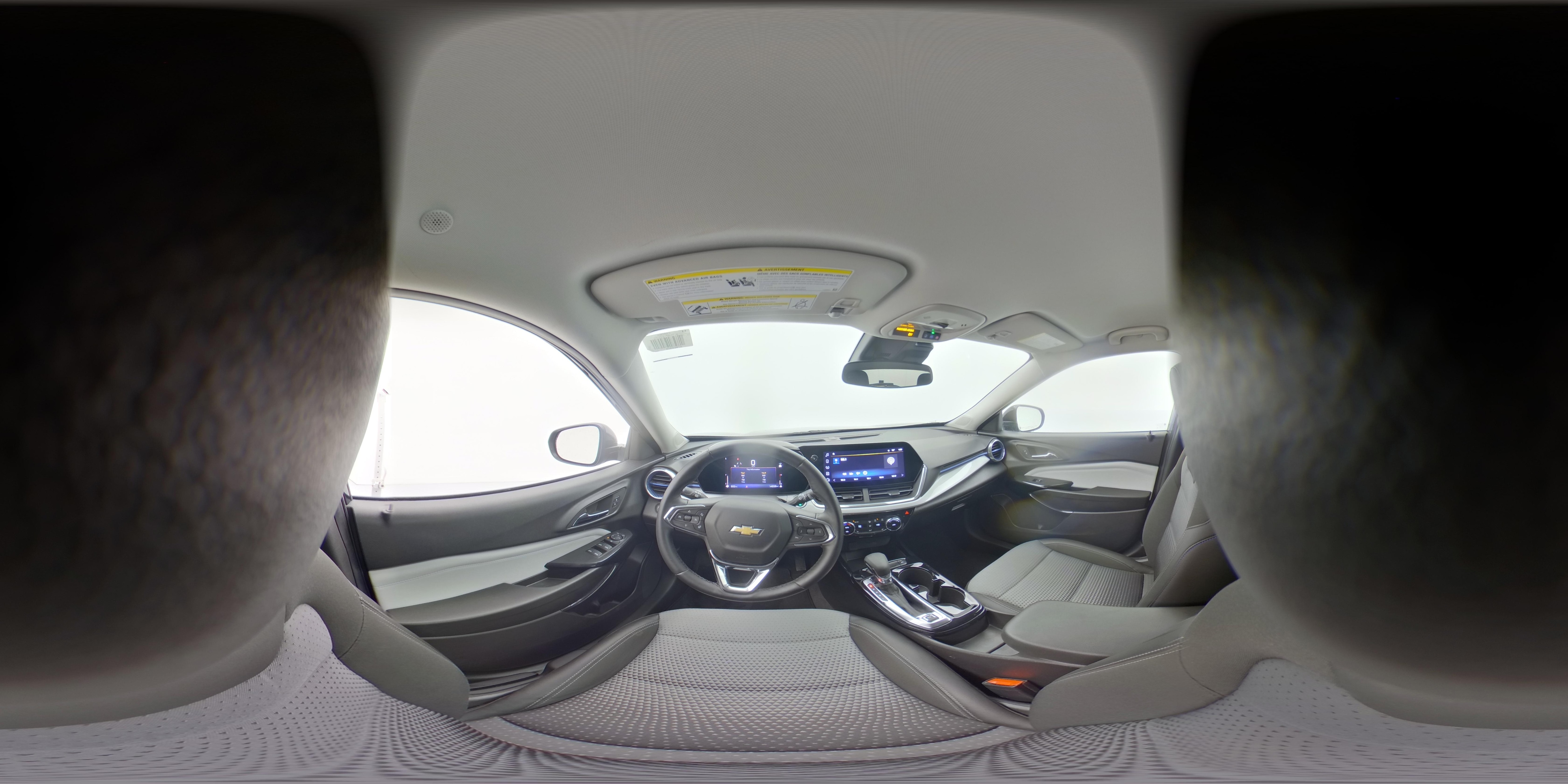 2025 Chevrolet Trax LT - Photo 26