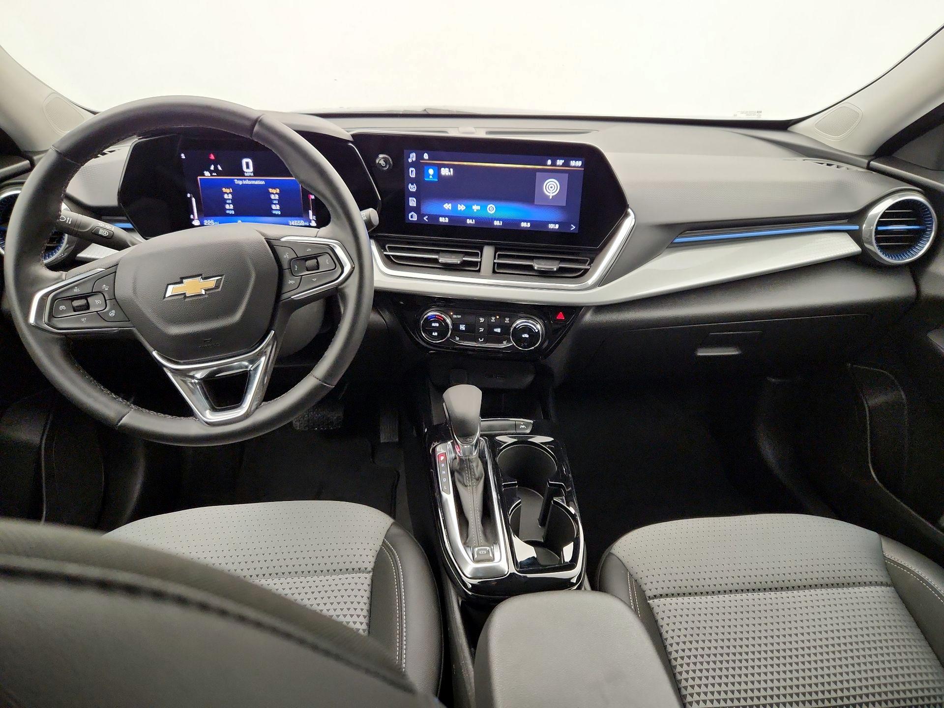 Thumbnail: 2025 Chevrolet Trax - 9