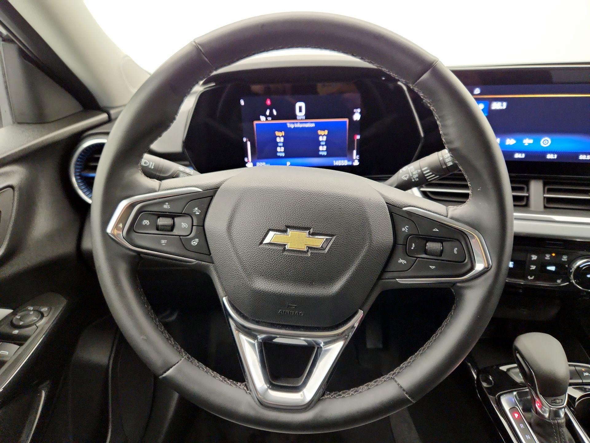 Thumbnail: 2025 Chevrolet Trax - 10