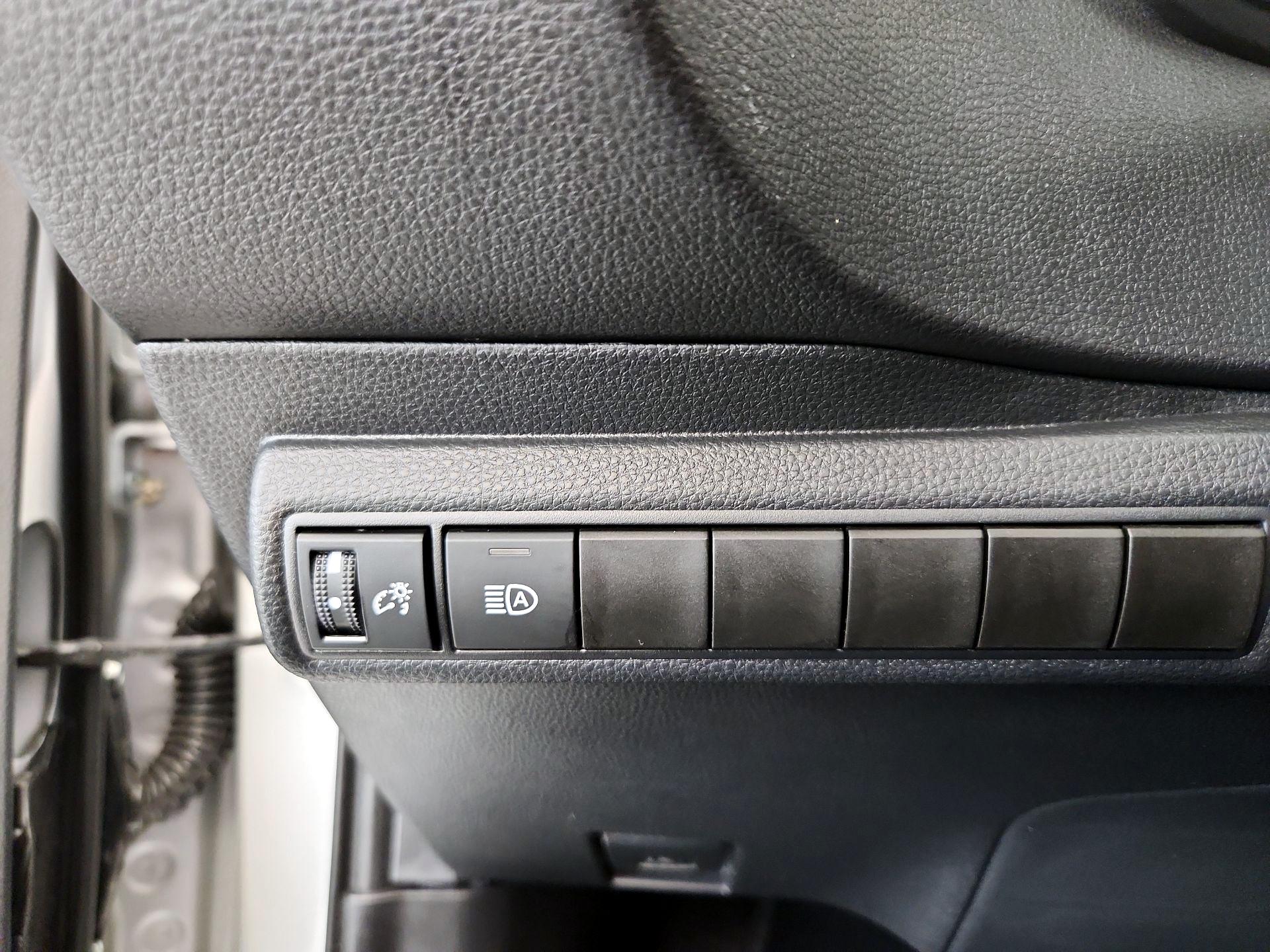 Thumbnail: 2025 Toyota Corolla - 13