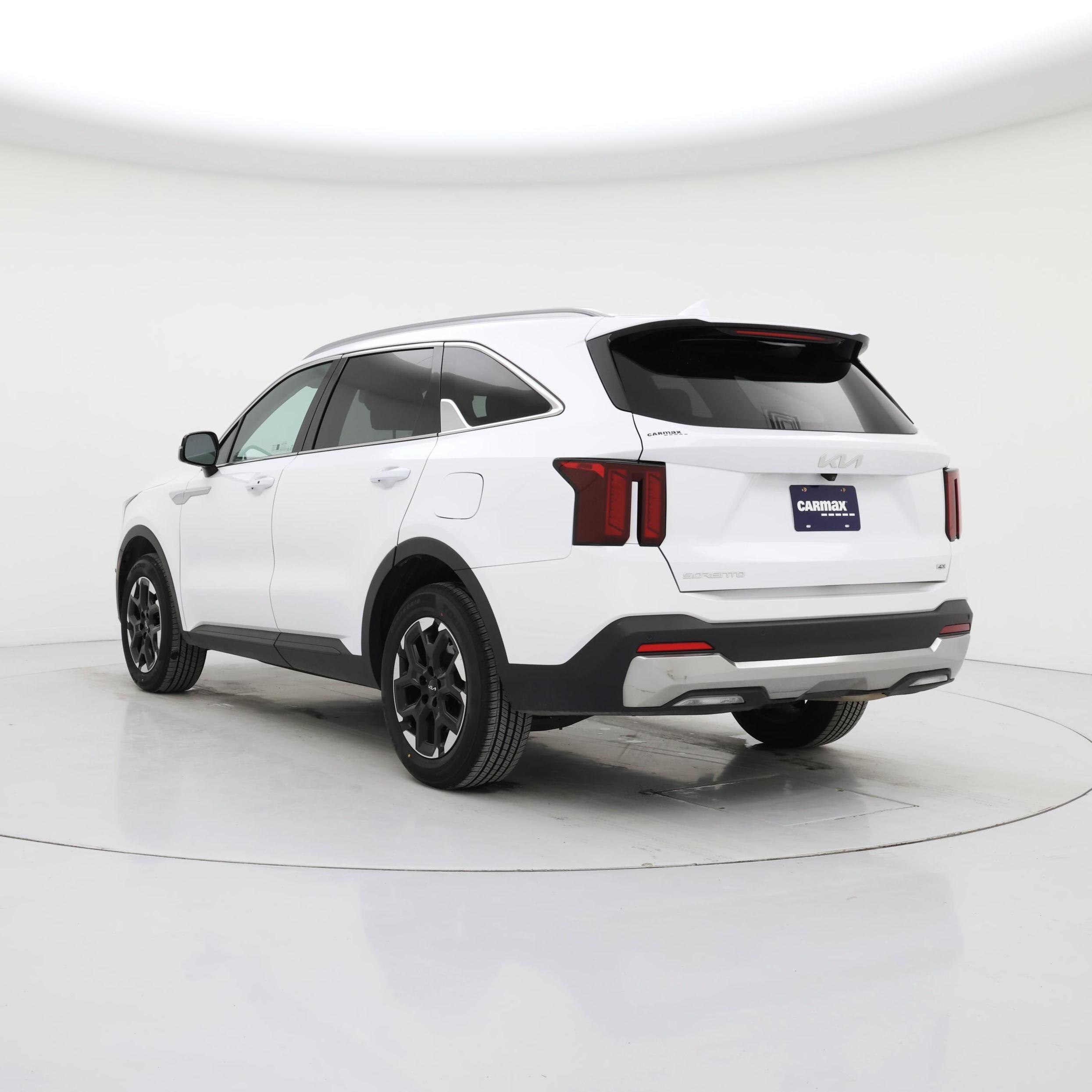 Thumbnail: 2024 Kia Sorento - 2