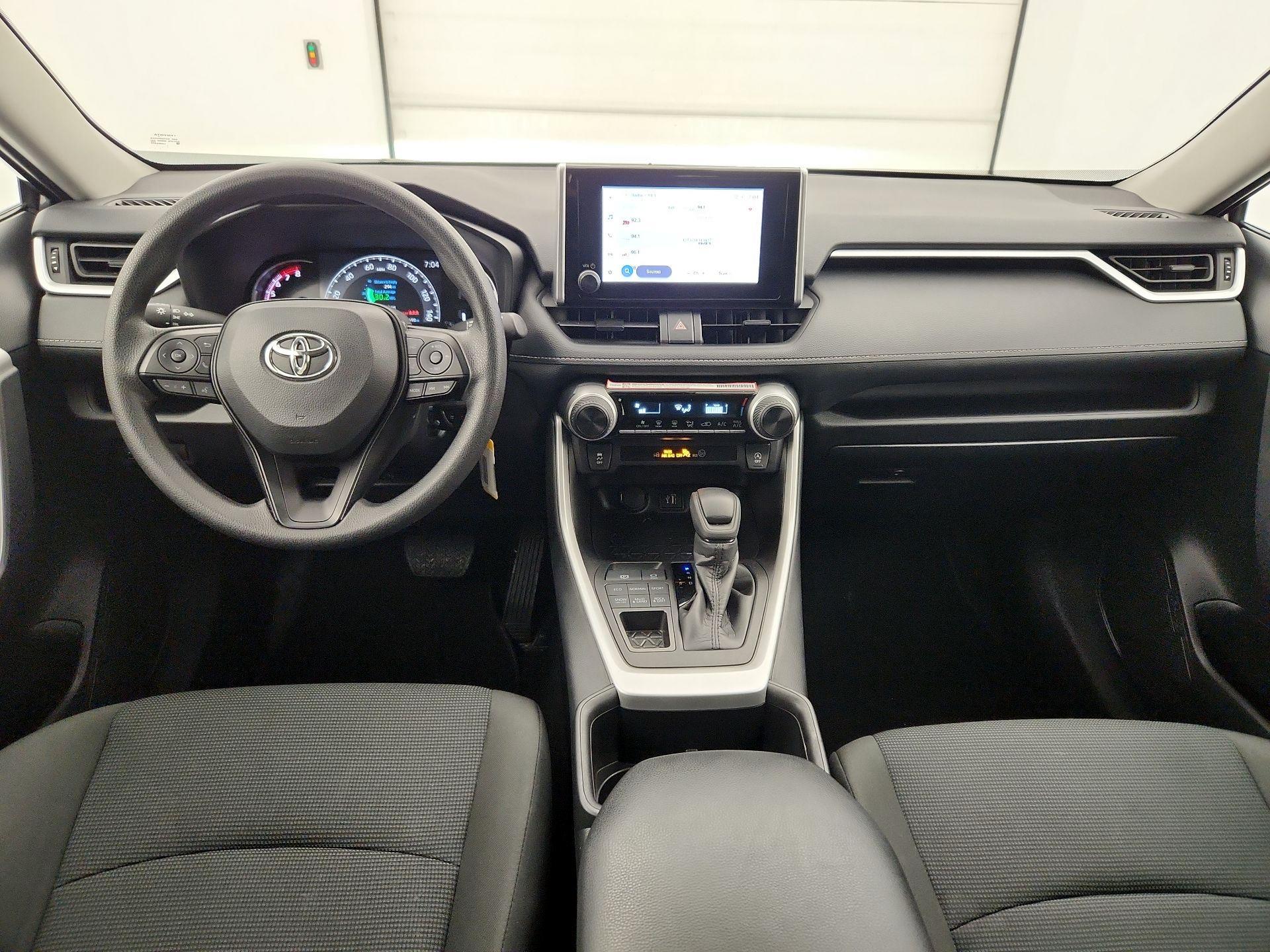 Thumbnail: 2025 Toyota RAV4 - 9