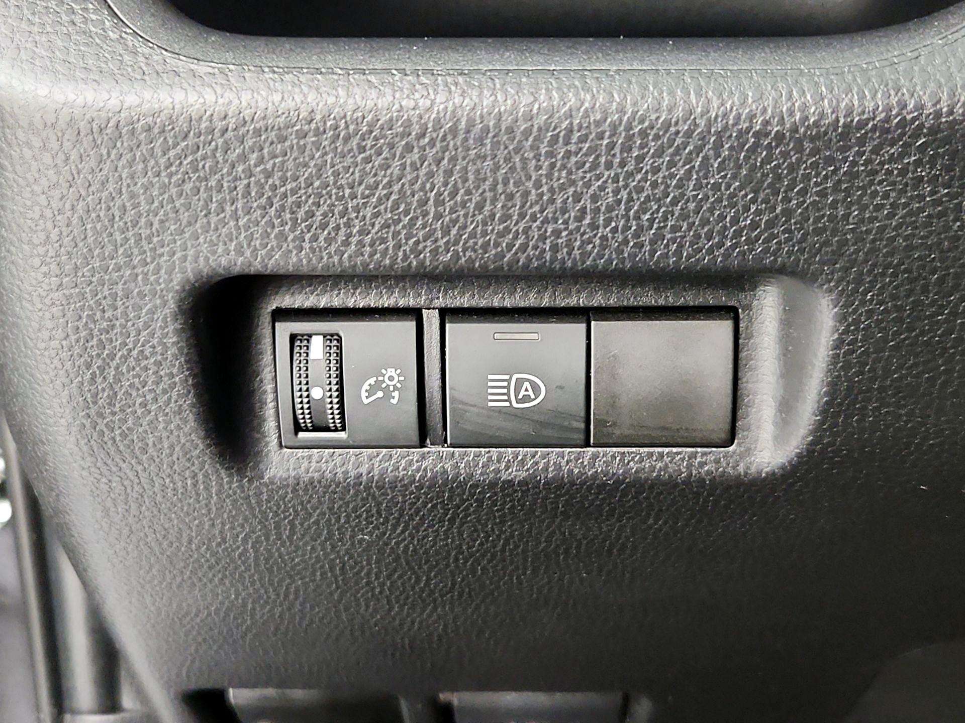 Thumbnail: 2025 Toyota RAV4 - 13