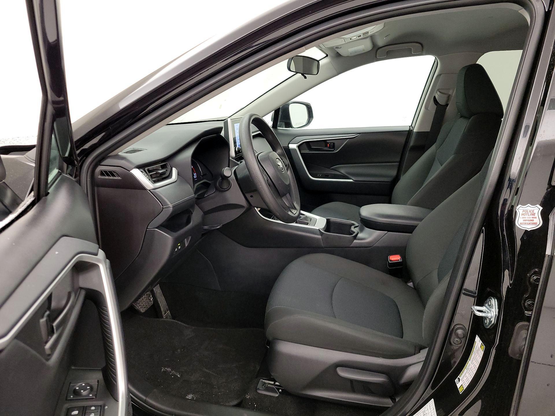 Thumbnail: 2025 Toyota RAV4 - 11