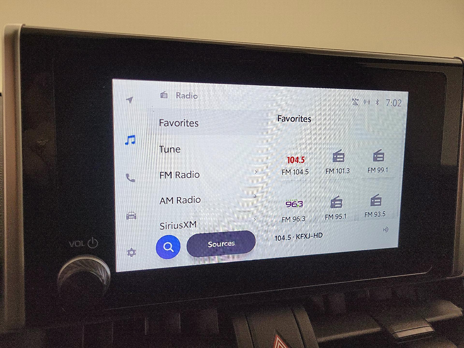 Thumbnail: 2025 Toyota RAV4 - 15