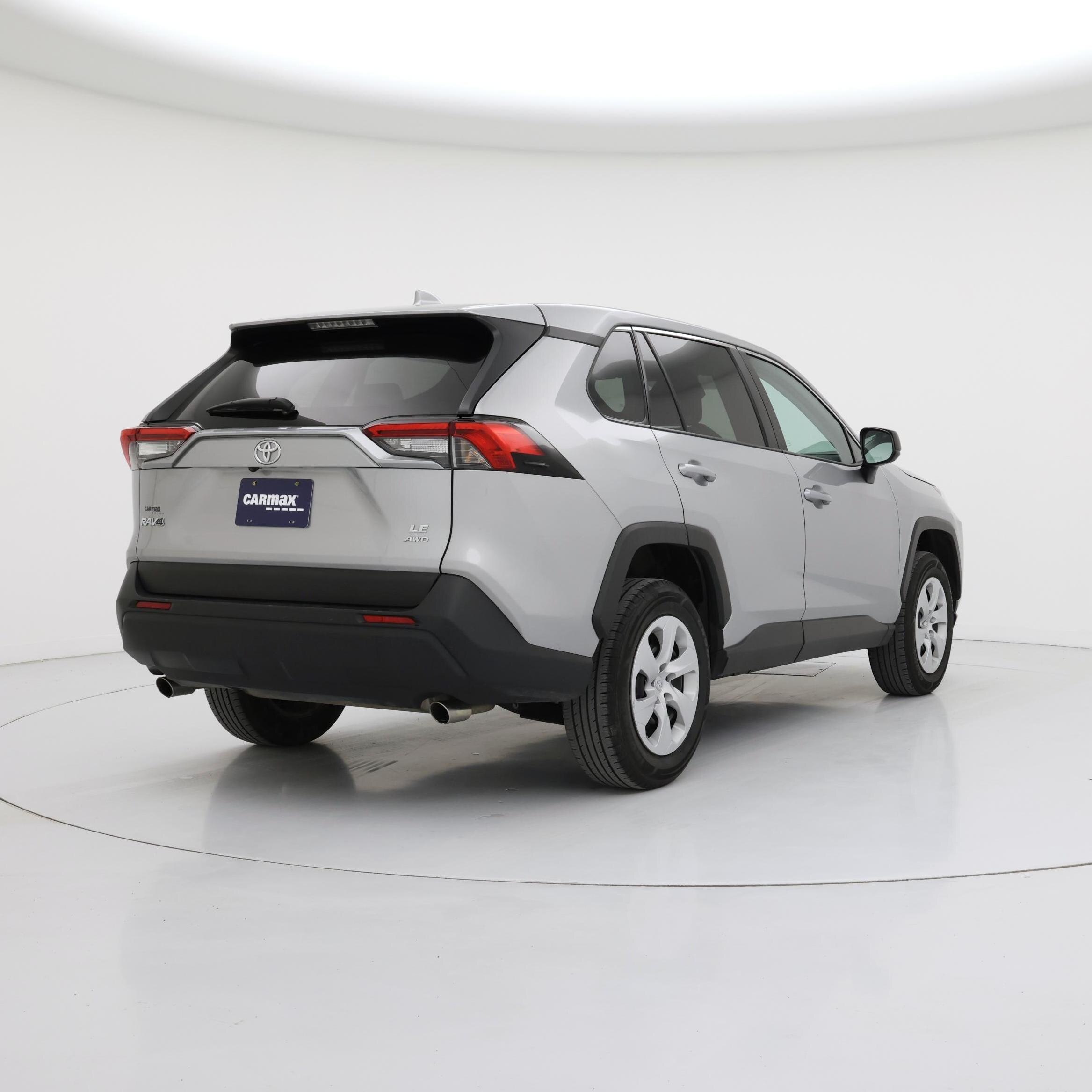 Thumbnail: 2024 Toyota RAV4 - 8