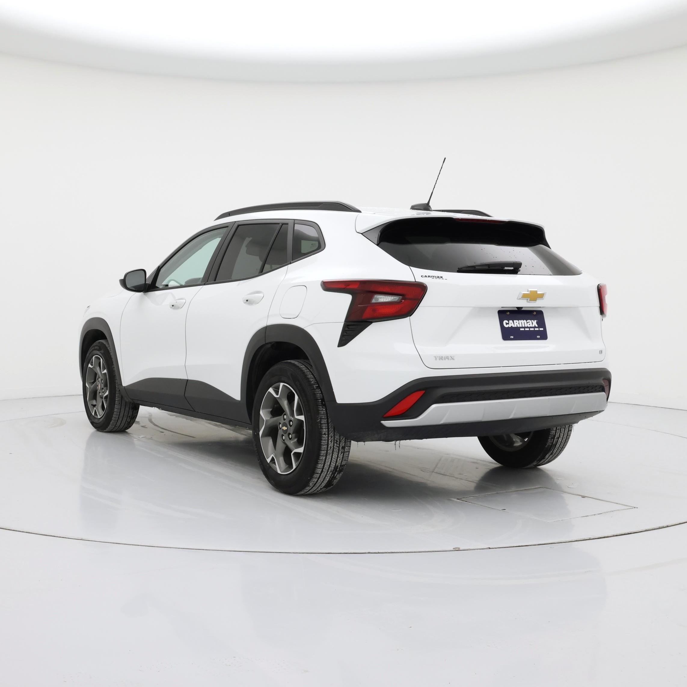 Thumbnail: 2025 Chevrolet Trax - 2