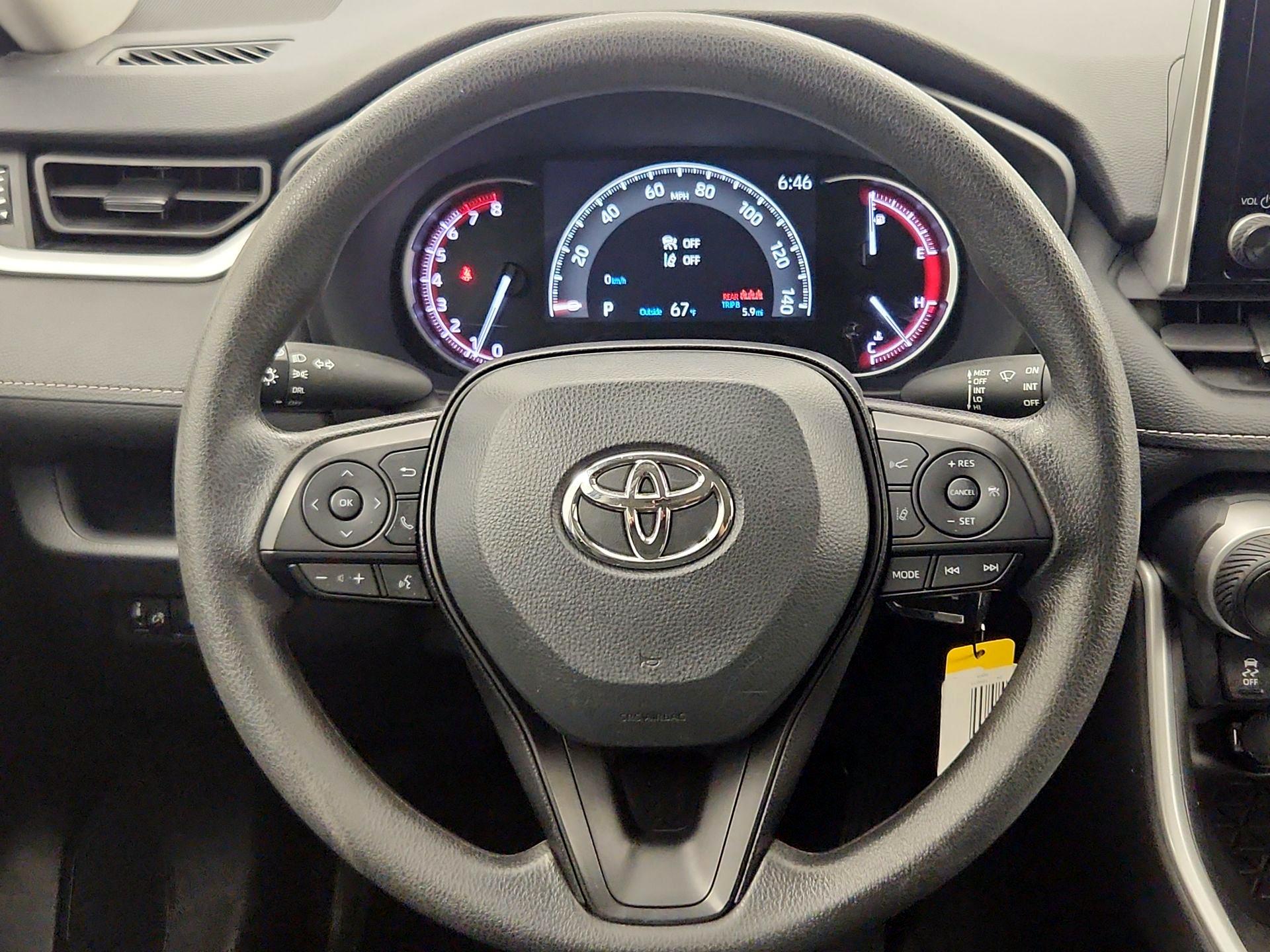 Thumbnail: 2024 Toyota RAV4 - 10