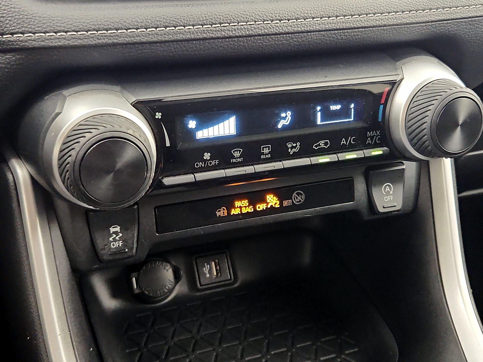 Thumbnail: 2024 Toyota RAV4 - 16