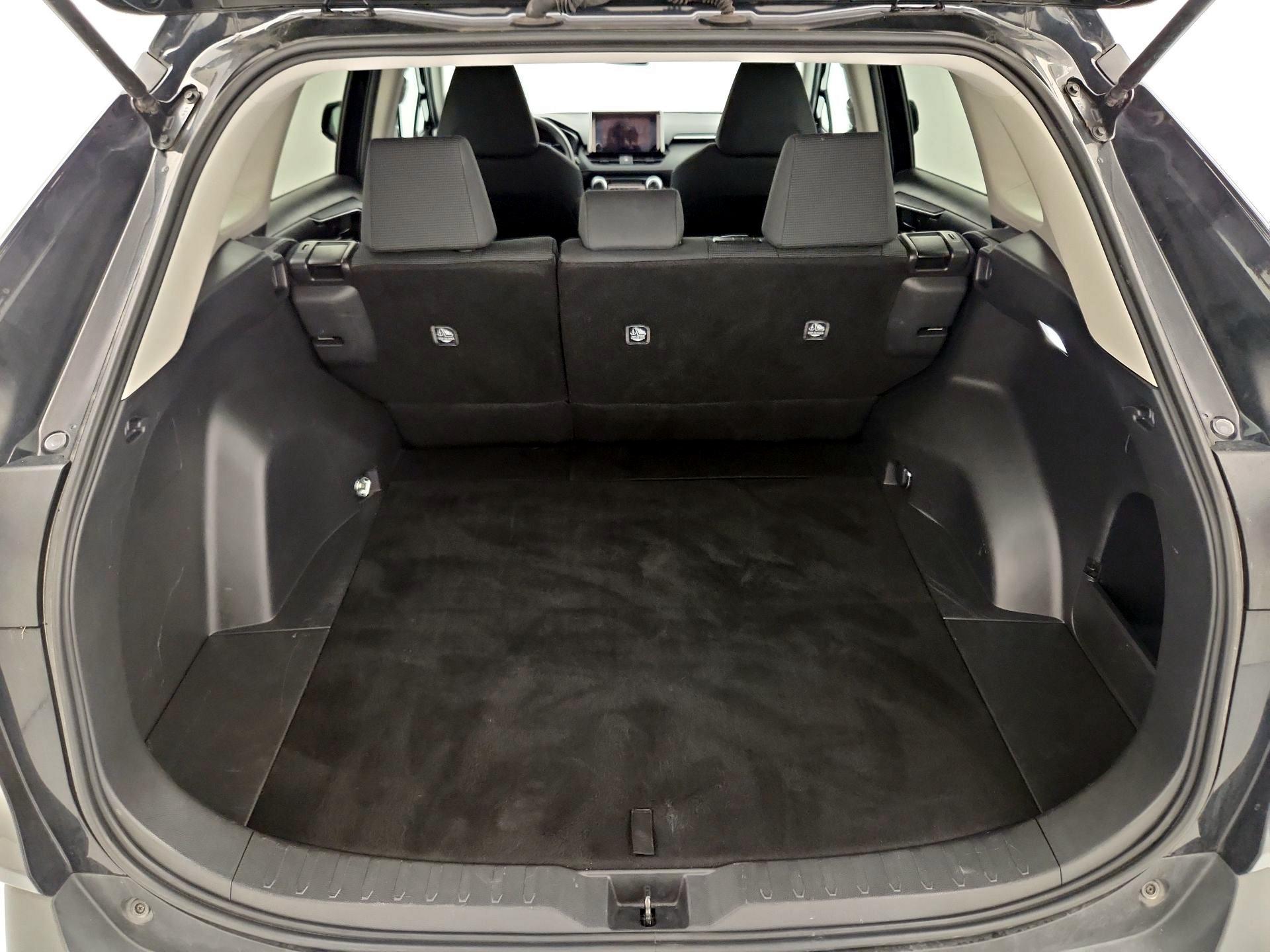 Thumbnail: 2024 Toyota RAV4 - 20