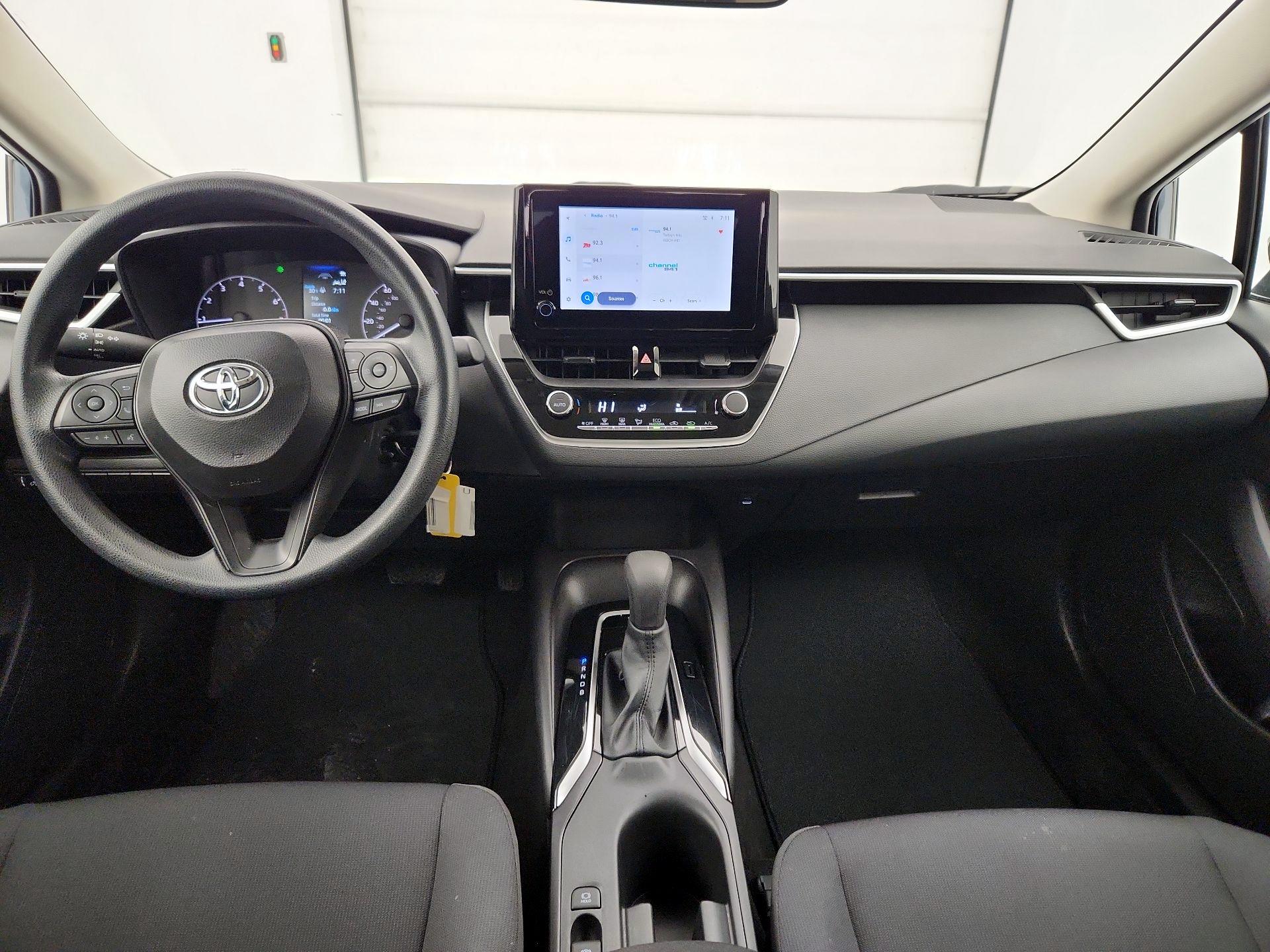 Thumbnail: 2025 Toyota Corolla - 9