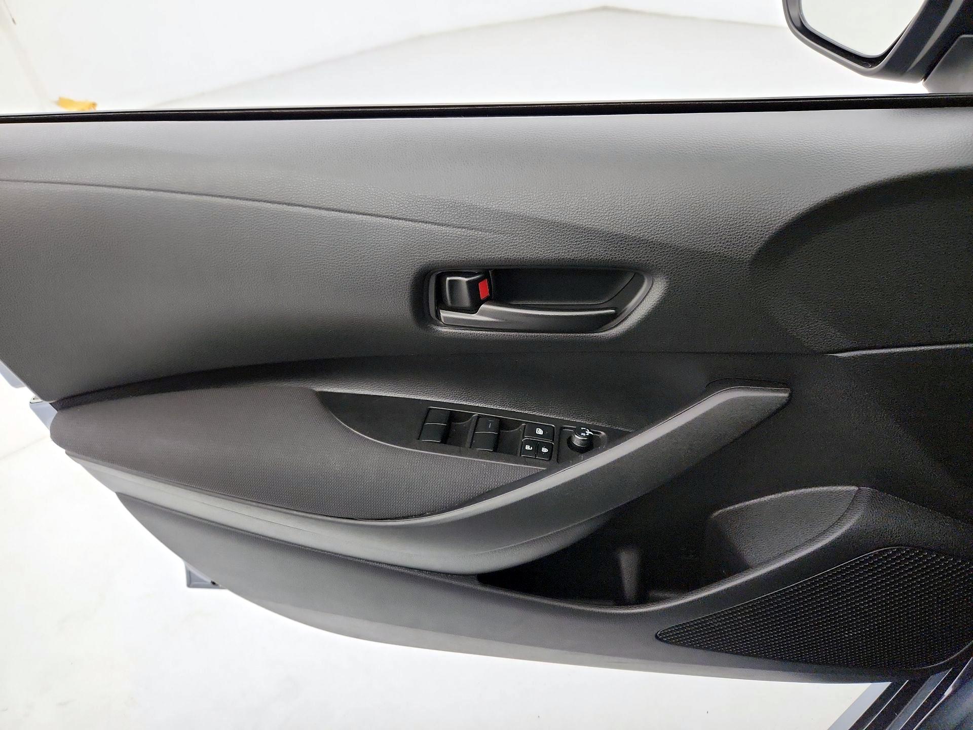 Thumbnail: 2025 Toyota Corolla - 12