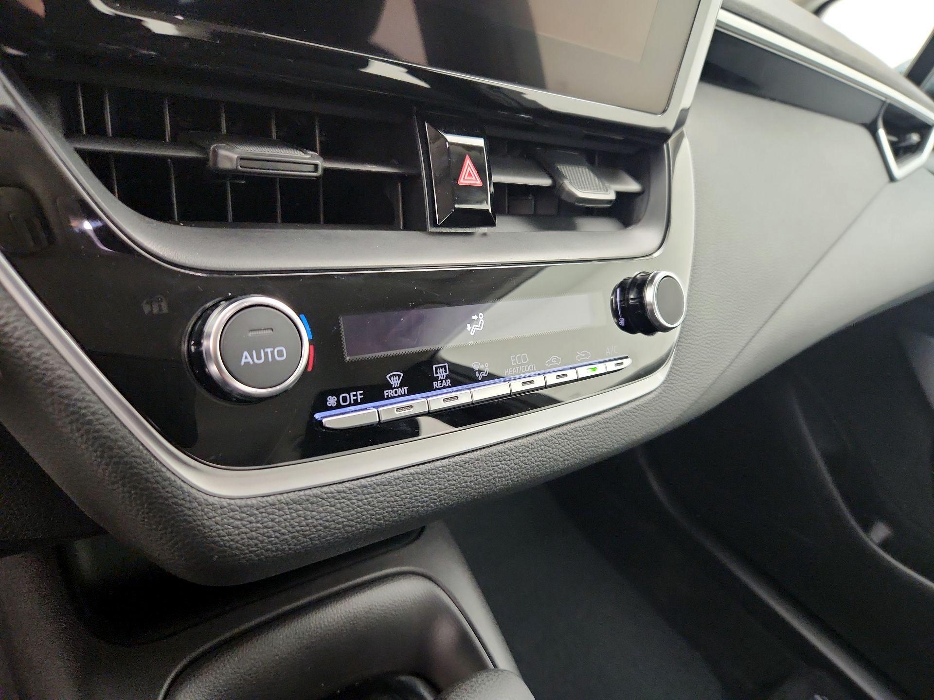 Thumbnail: 2025 Toyota Corolla - 16