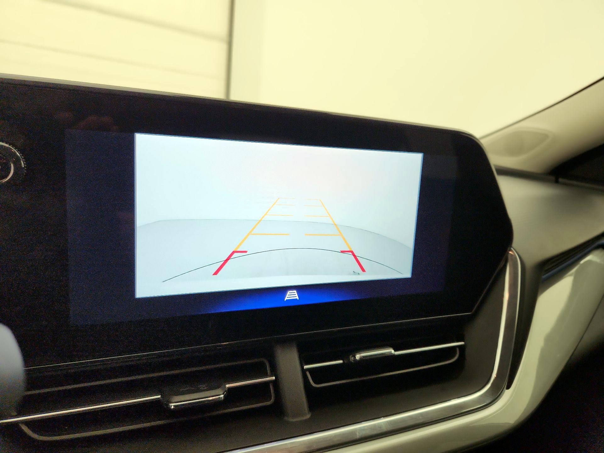 Thumbnail: 2025 Chevrolet Trax - 14