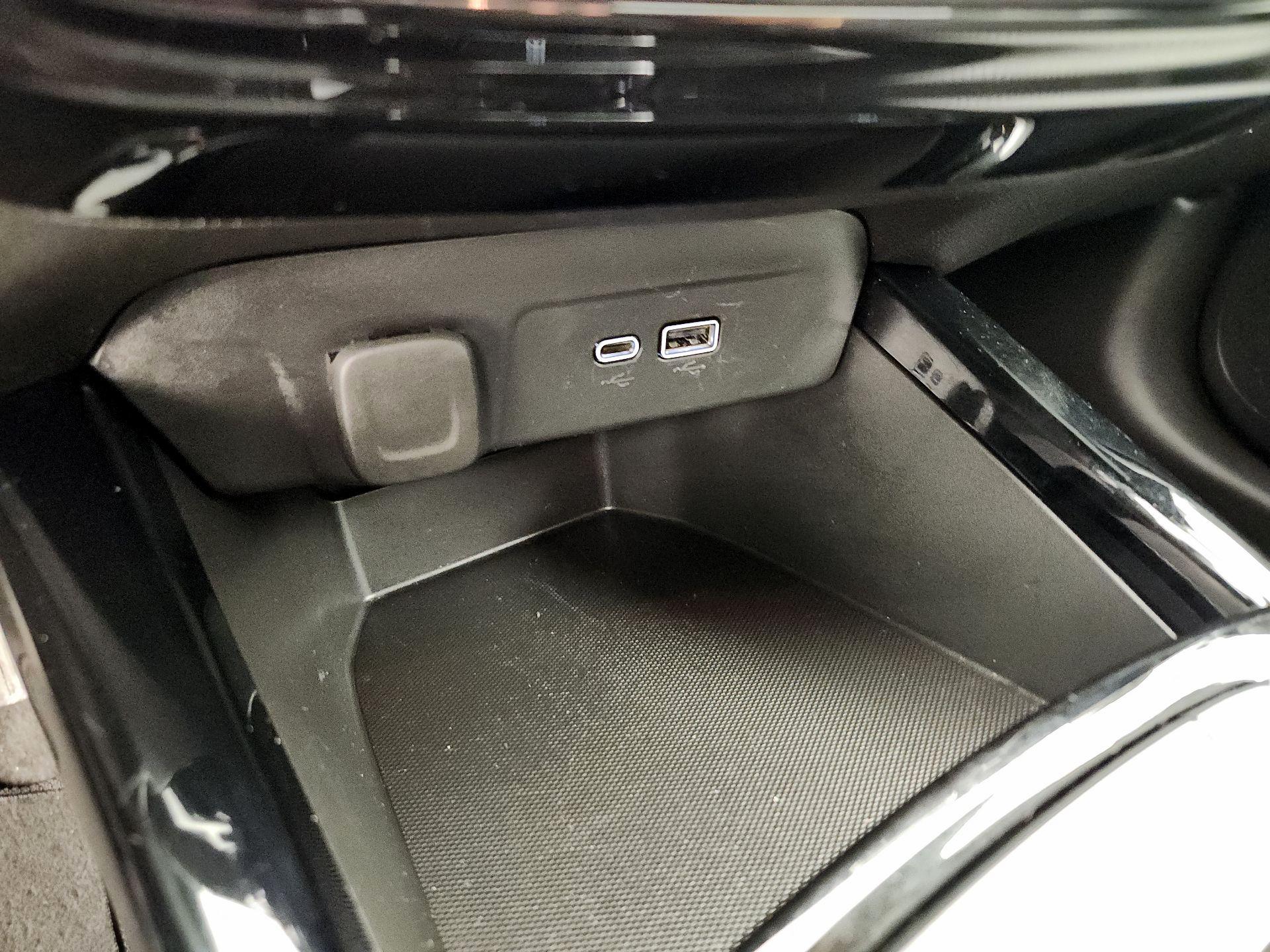 Thumbnail: 2025 Chevrolet Trax - 18