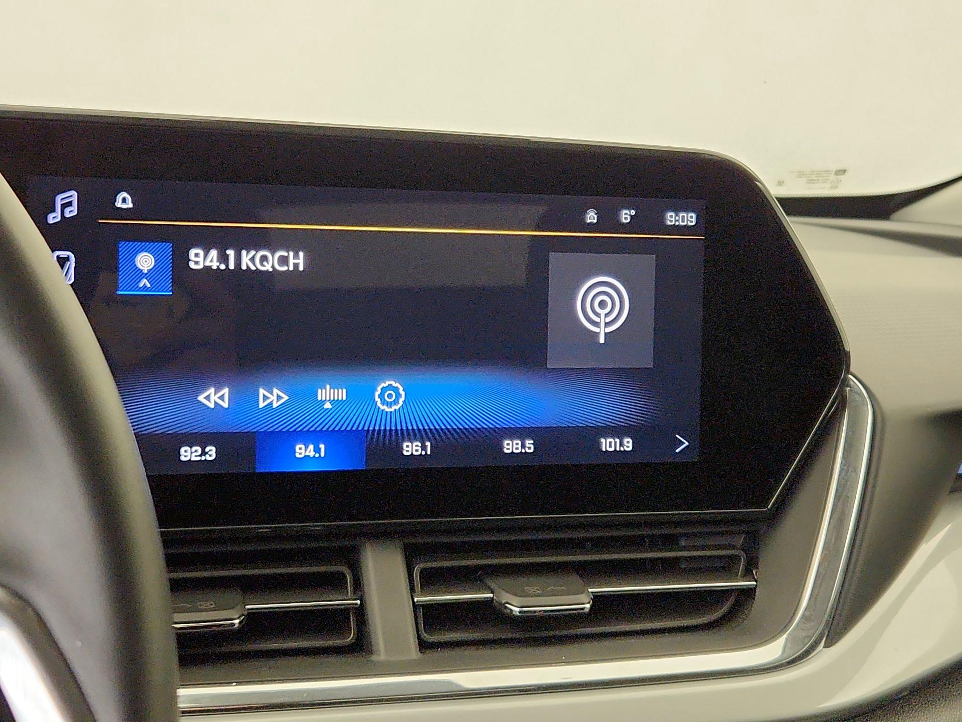 Thumbnail: 2025 Chevrolet Trax - 15