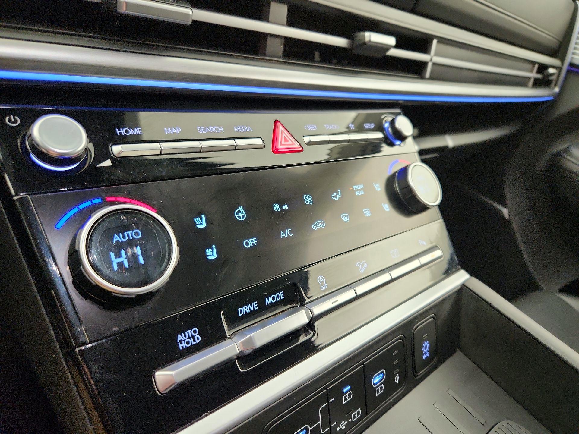 Thumbnail: 2025 Hyundai Santa Fe - 17