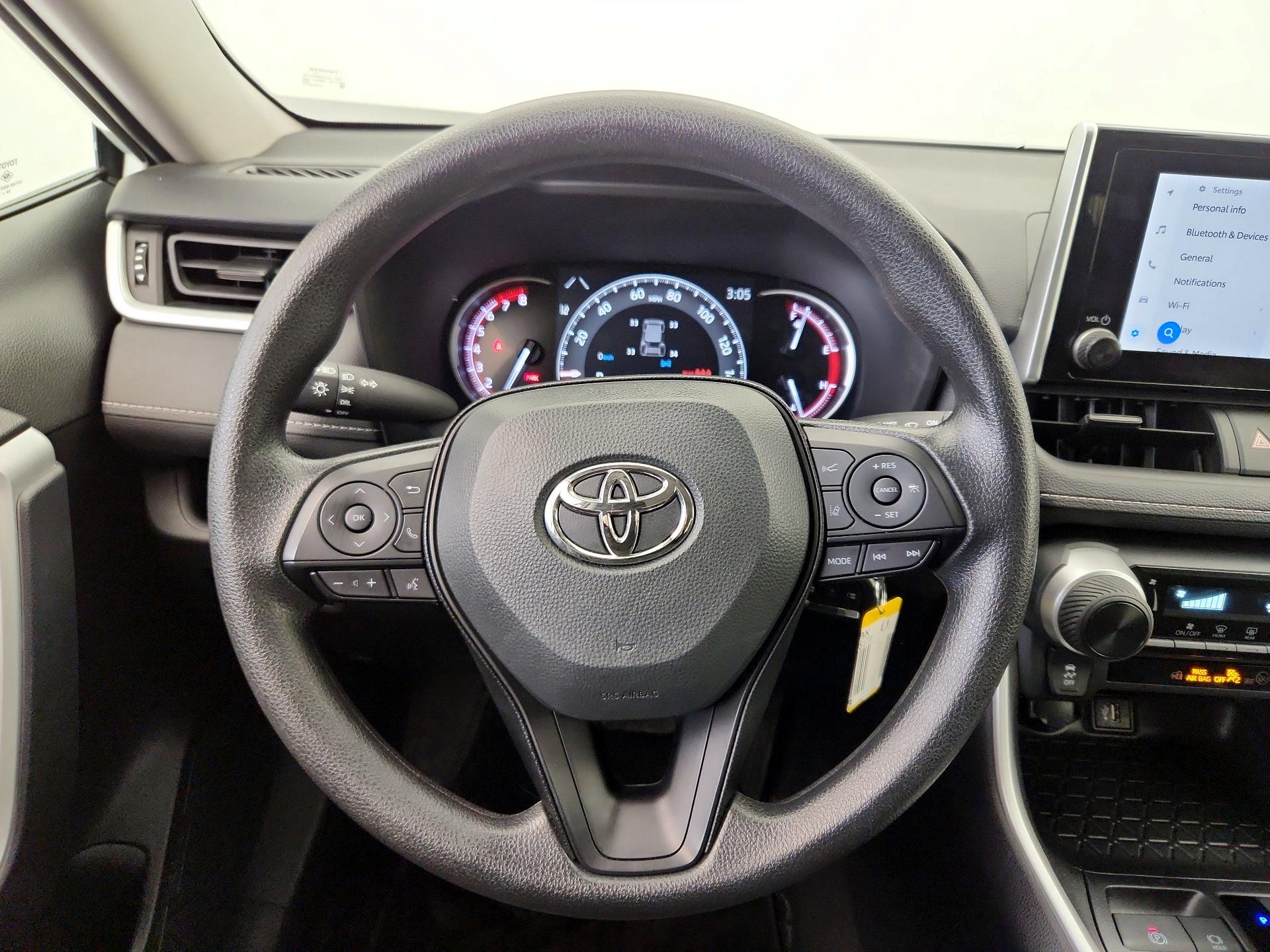 Thumbnail: 2025 Toyota RAV4 - 10