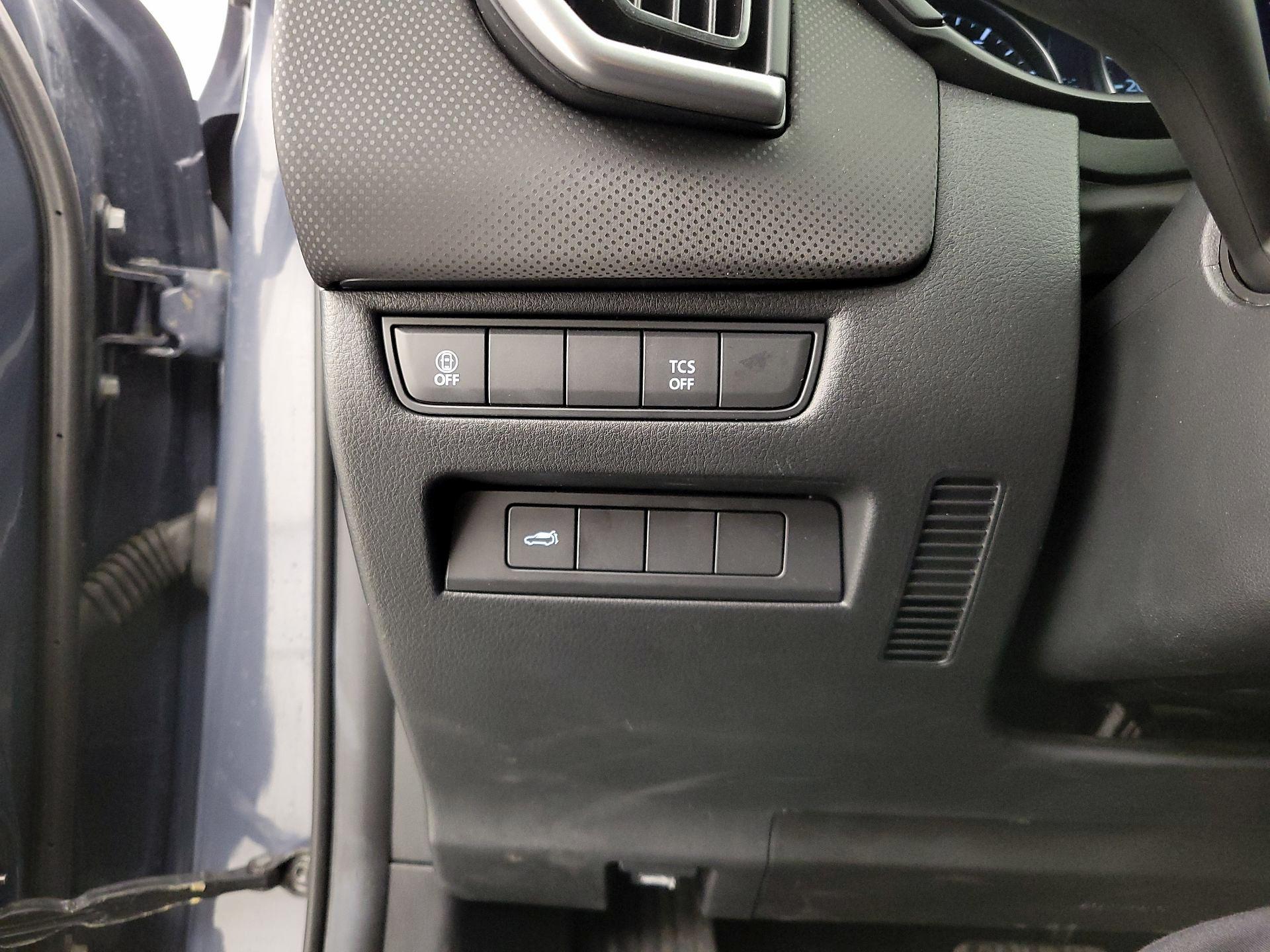 Thumbnail: 2025 Mazda CX-50 - 13