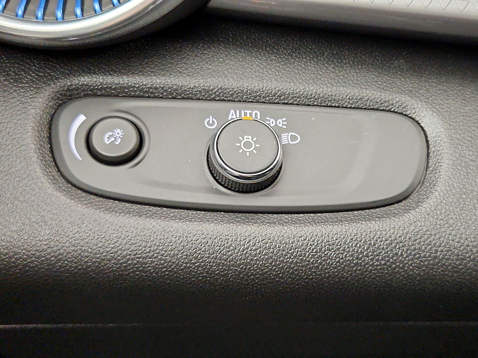 Thumbnail: 2025 Chevrolet Trax - 13