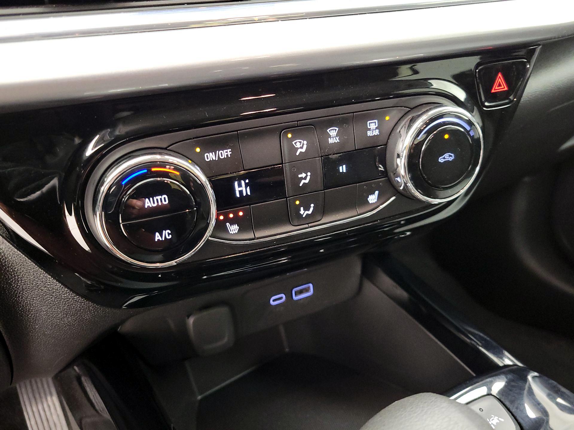 Thumbnail: 2025 Chevrolet Trax - 16