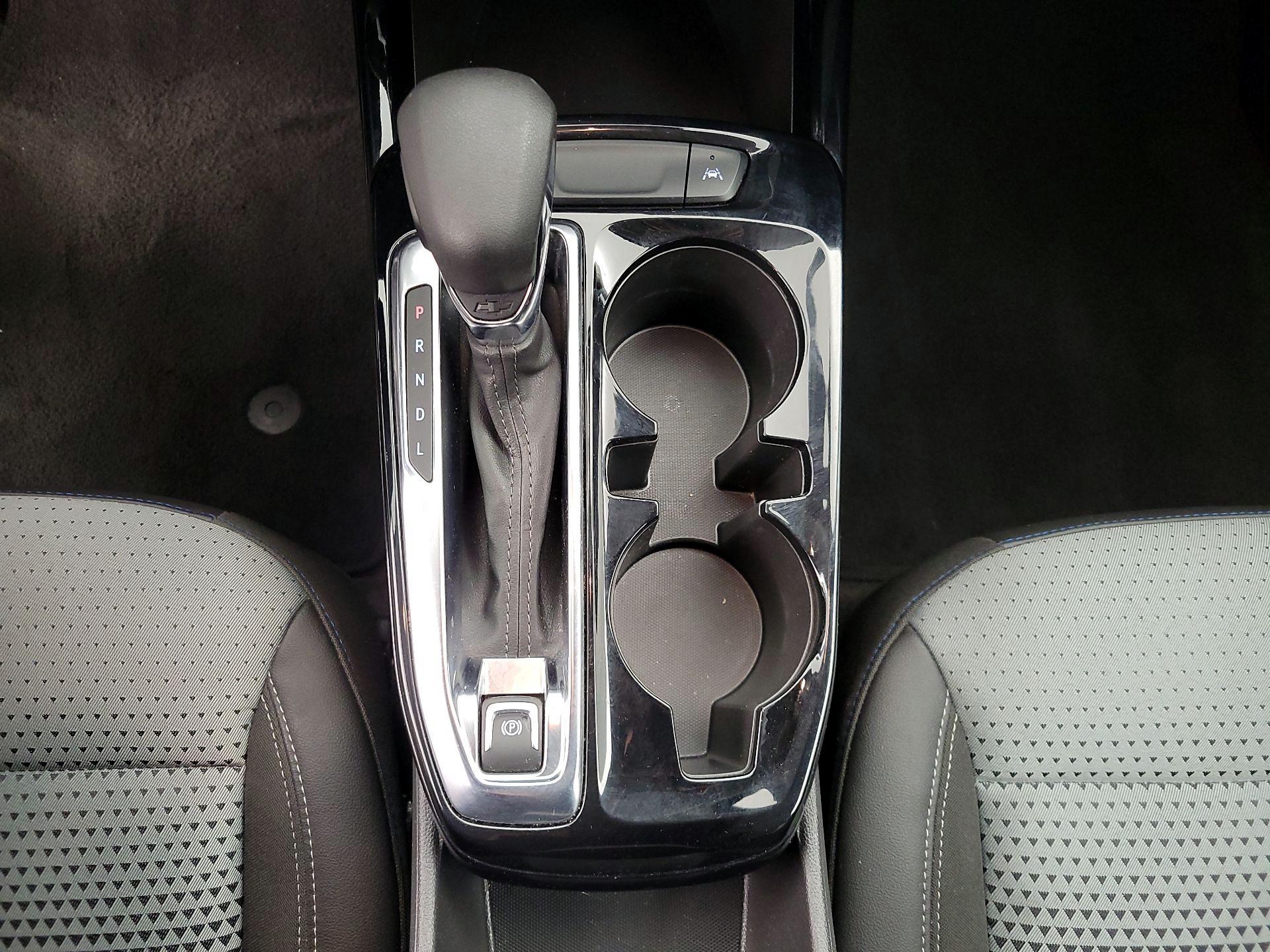 Thumbnail: 2025 Chevrolet Trax - 17