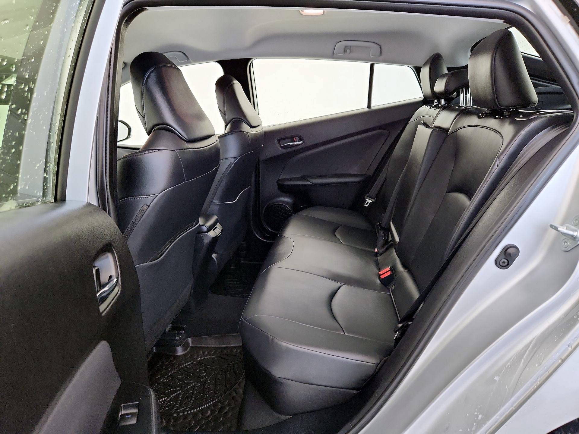 Thumbnail: 2020 Toyota Prius - 19