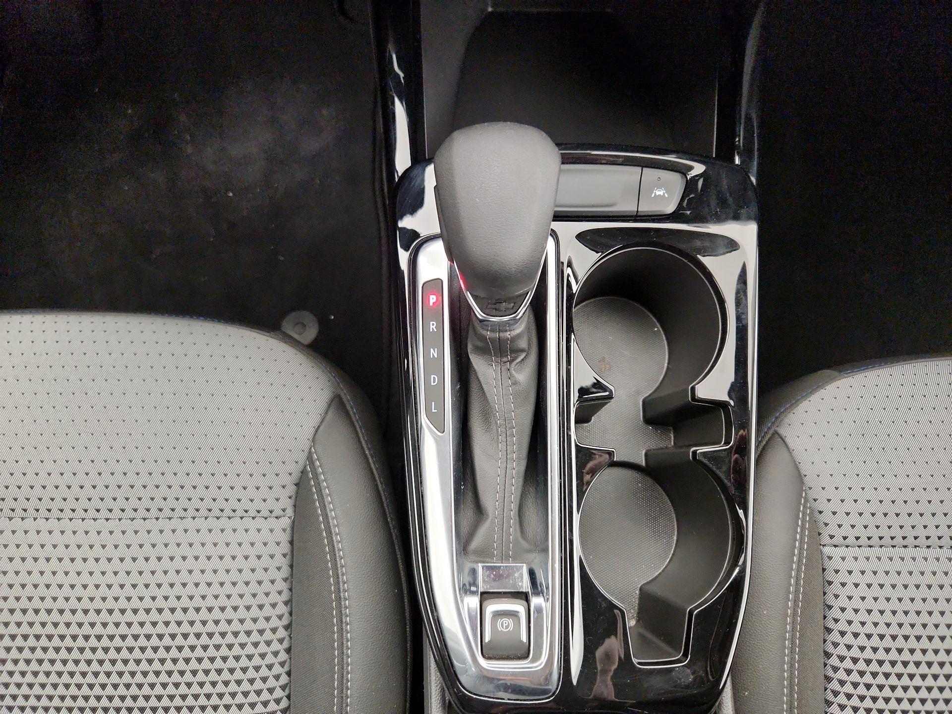 Thumbnail: 2025 Chevrolet Trax - 17