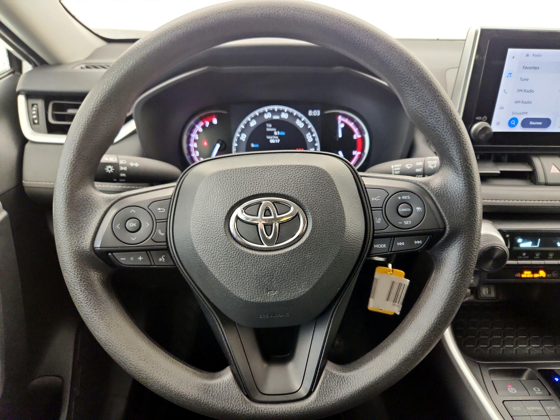 Thumbnail: 2024 Toyota RAV4 - 10