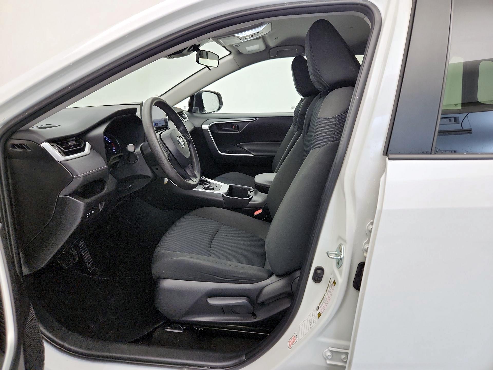 Thumbnail: 2024 Toyota RAV4 - 11