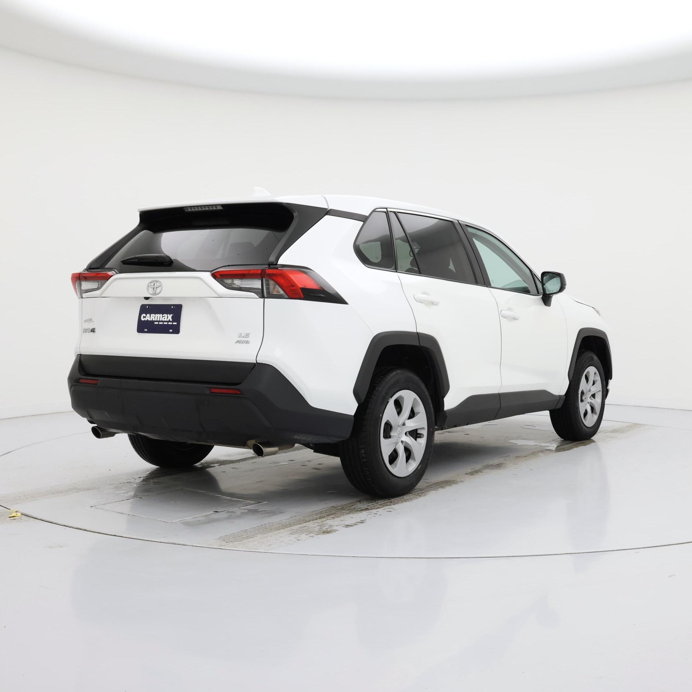 Thumbnail: 2024 Toyota RAV4 - 8